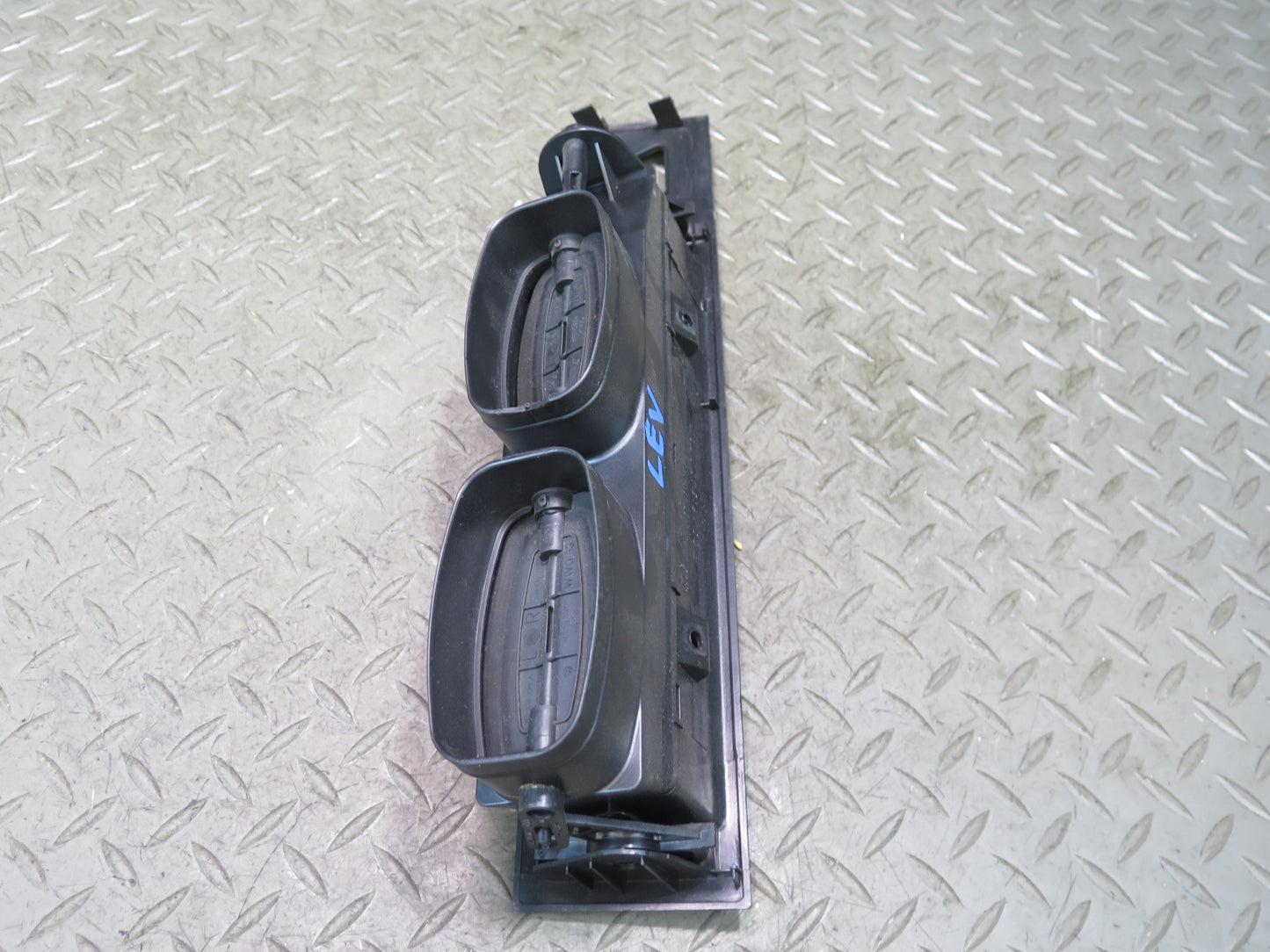 99-03 VW Eurovan T4 Set of 3 Dash Front Left Center Right Air Vent Grille OEM