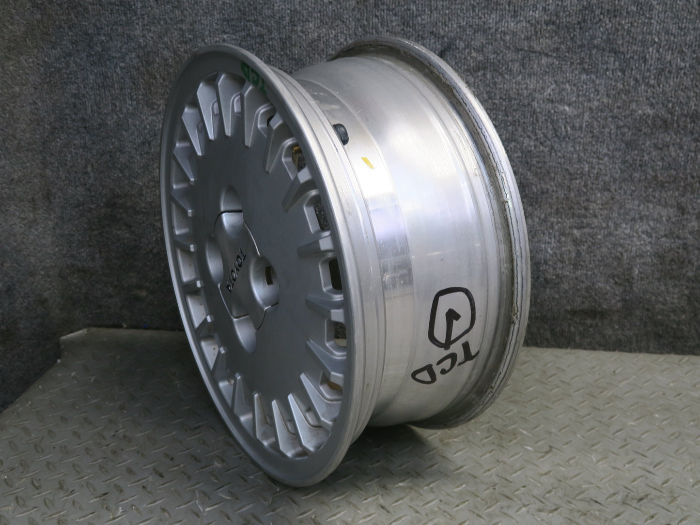 84-88 Toyota Cressida MX73 Factory R15 15" Alloy Wheel Rim 15x6J ET20 OEM