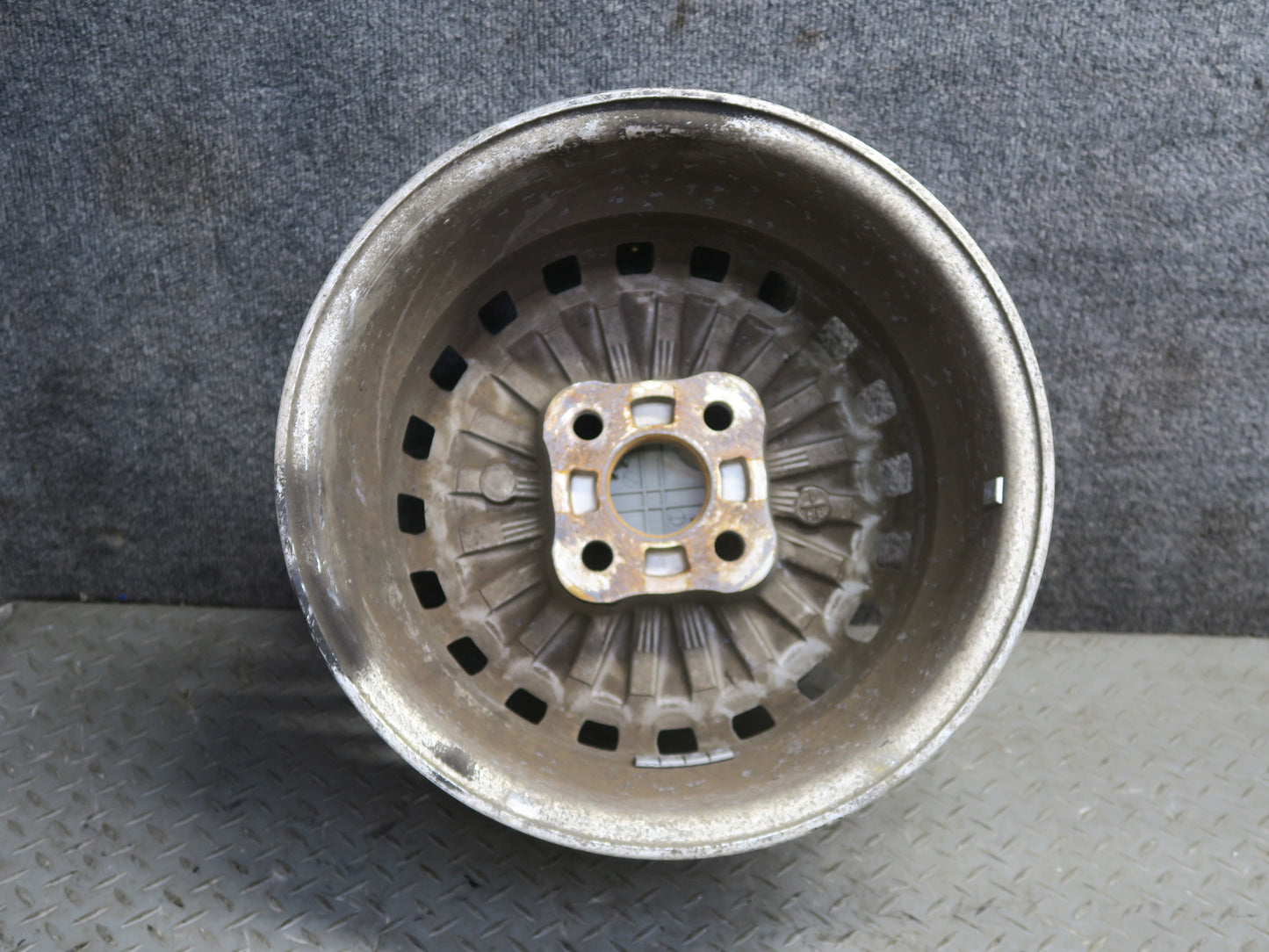 84-88 Toyota Cressida MX73 Factory R15 15" Alloy Wheel Rim 15x6J ET20 OEM
