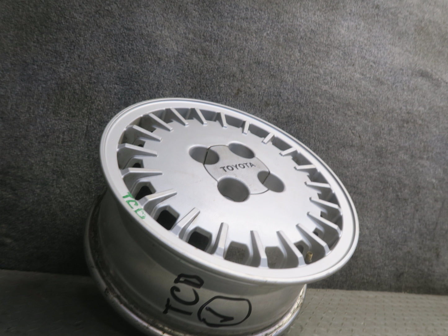 84-88 Toyota Cressida MX73 Factory R15 15" Alloy Wheel Rim 15x6J ET20 OEM