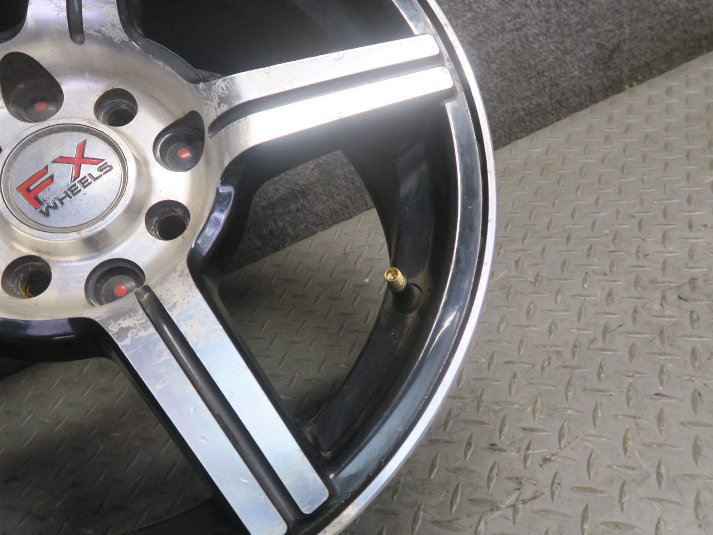 FX Wheels 15" R15 Wheel Rim 15x7J ET40 4x100