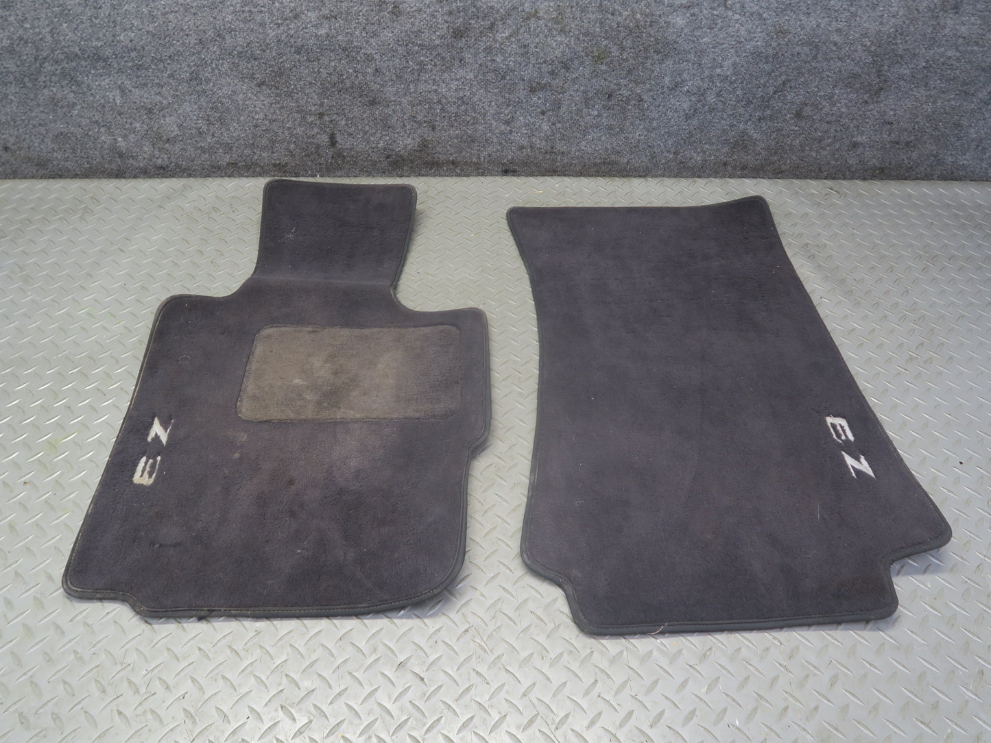 96-02 BMW E36/7 Z3 Front Left & Right Side Carpet Floor MAT  Set of 2