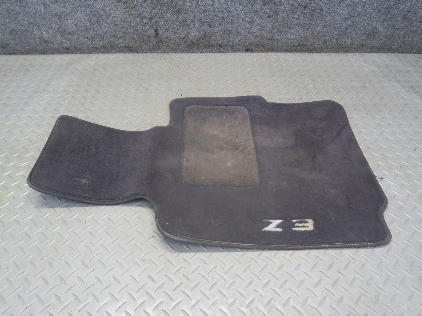 96-02 BMW E36/7 Z3 Front Left & Right Side Carpet Floor MAT  Set of 2