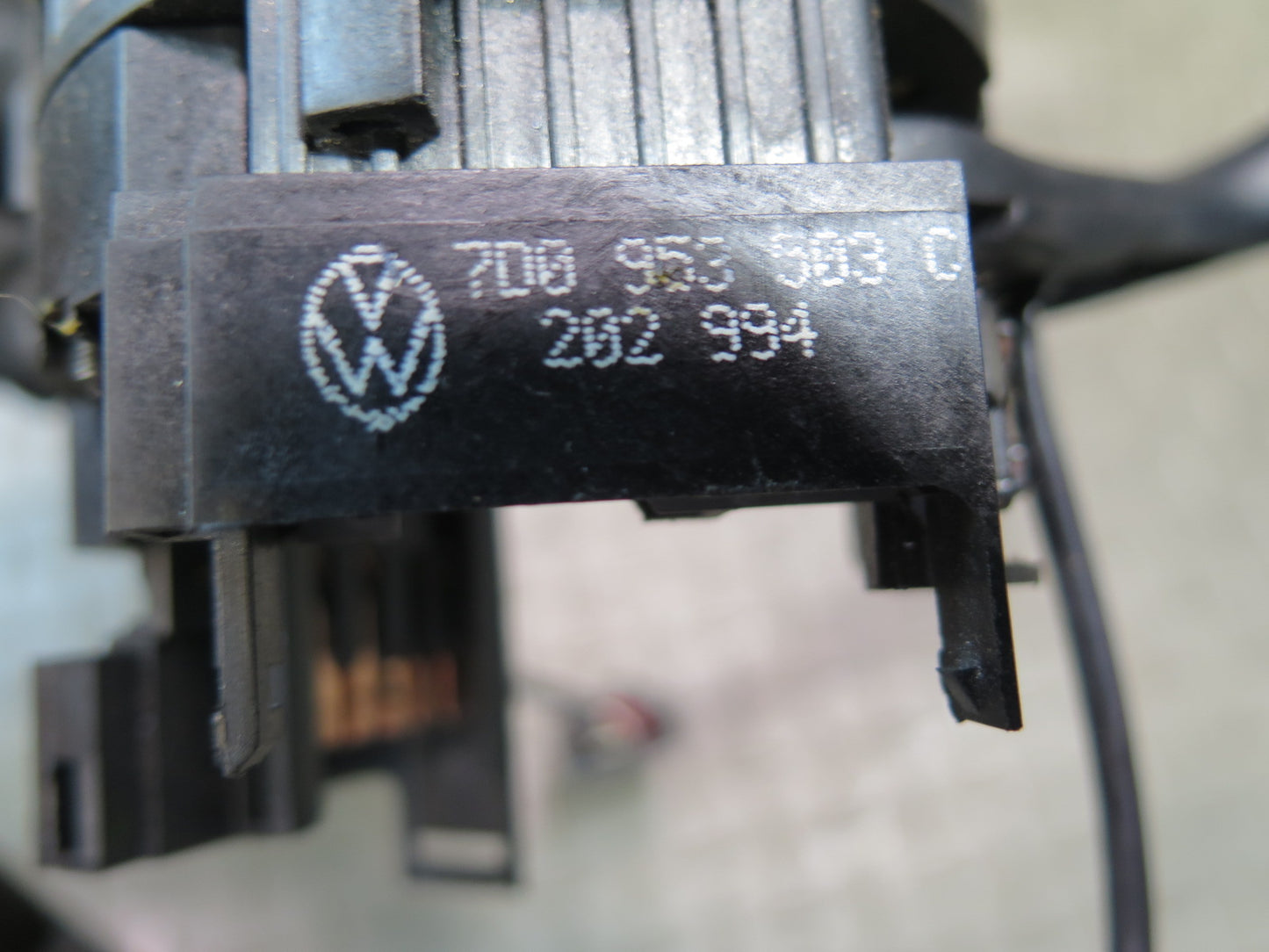 99-03 VW Eurovan T4 Steering Column Turn Signal Cruise Wiper Switch OEM