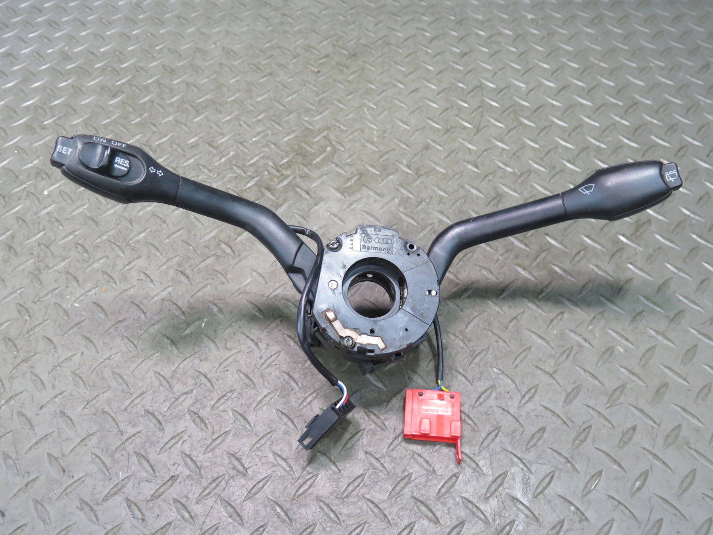 99-03 VW Eurovan T4 Steering Column Turn Signal Cruise Wiper Switch OEM