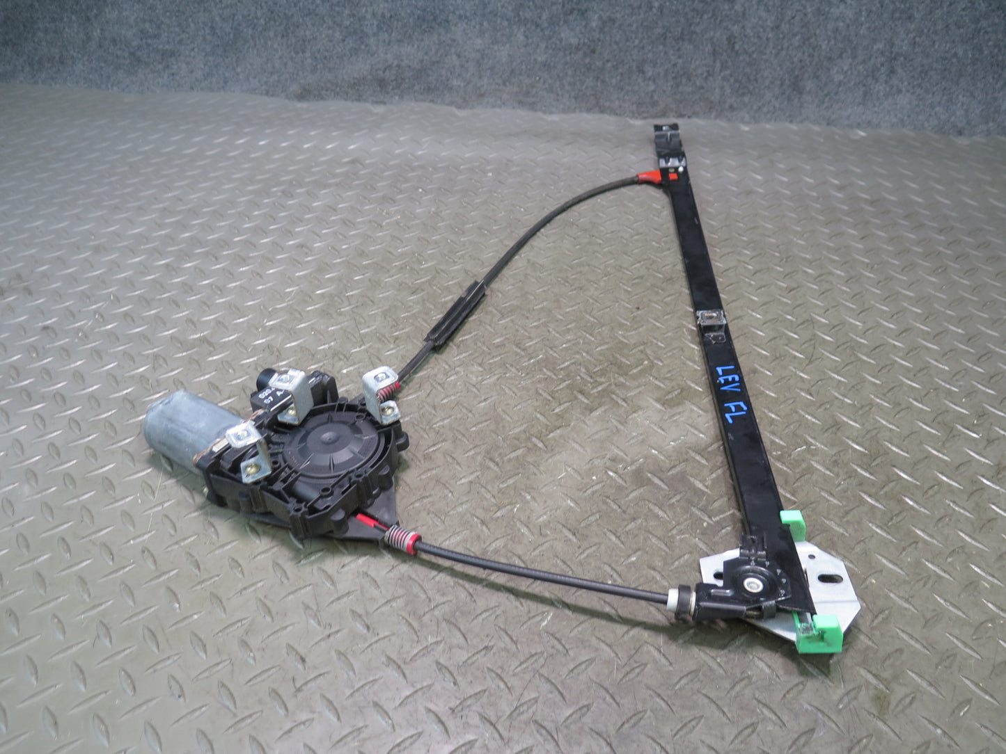 97-03 Volkswagen VW Eurovan T4 Front Left Door Window Regulator w Motor OEM