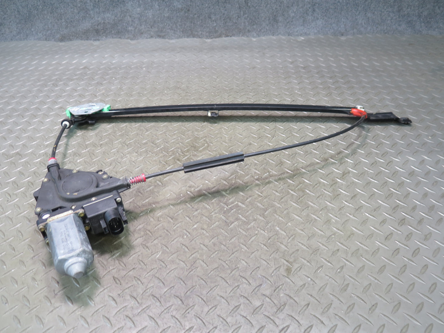 97-03 Volkswagen VW Eurovan T4 Front Left Door Window Regulator w Motor OEM