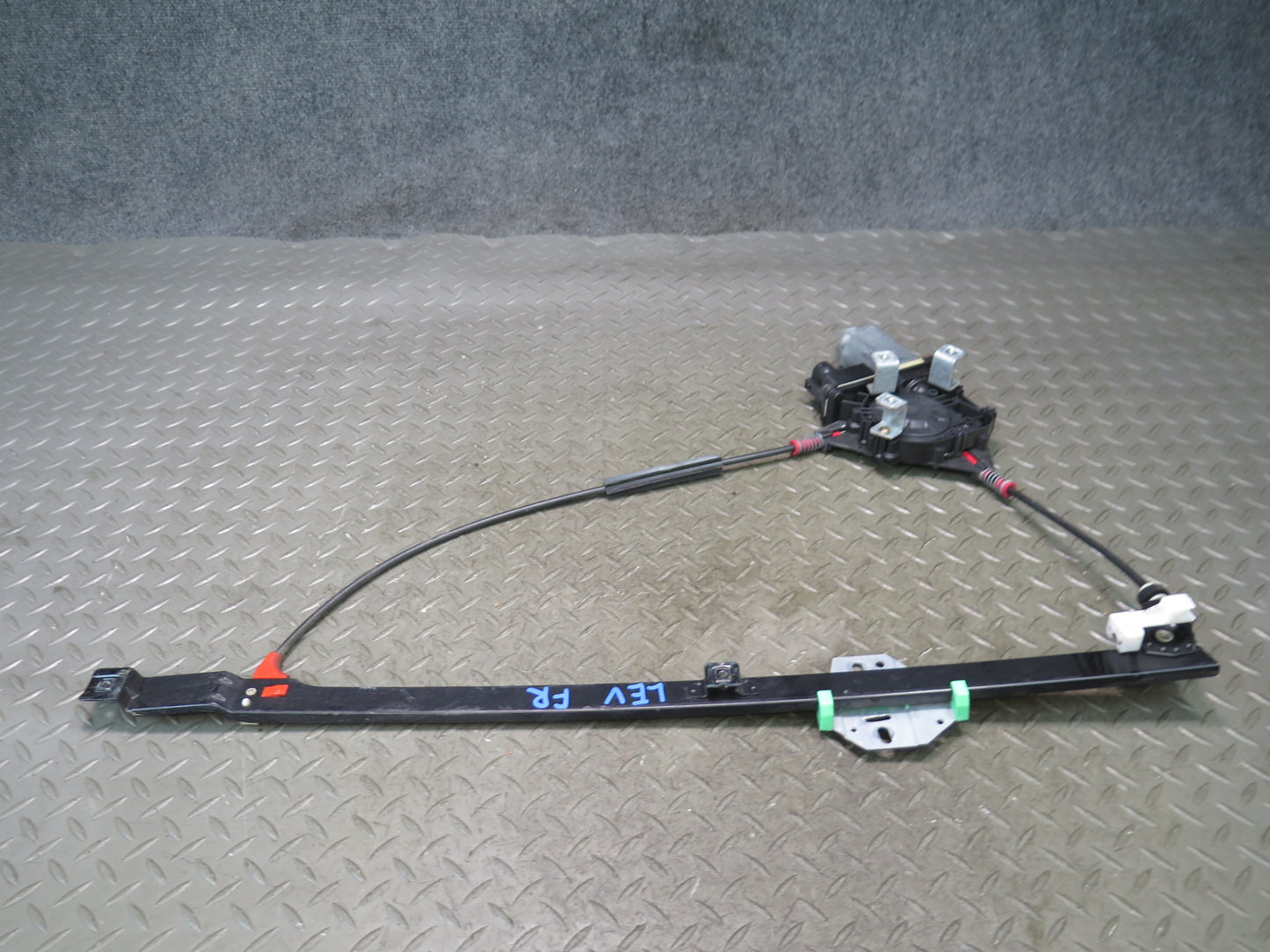 97-03 Volkswagen VW Eurovan T4 Front Right Door Window Regulator w Motor OEM