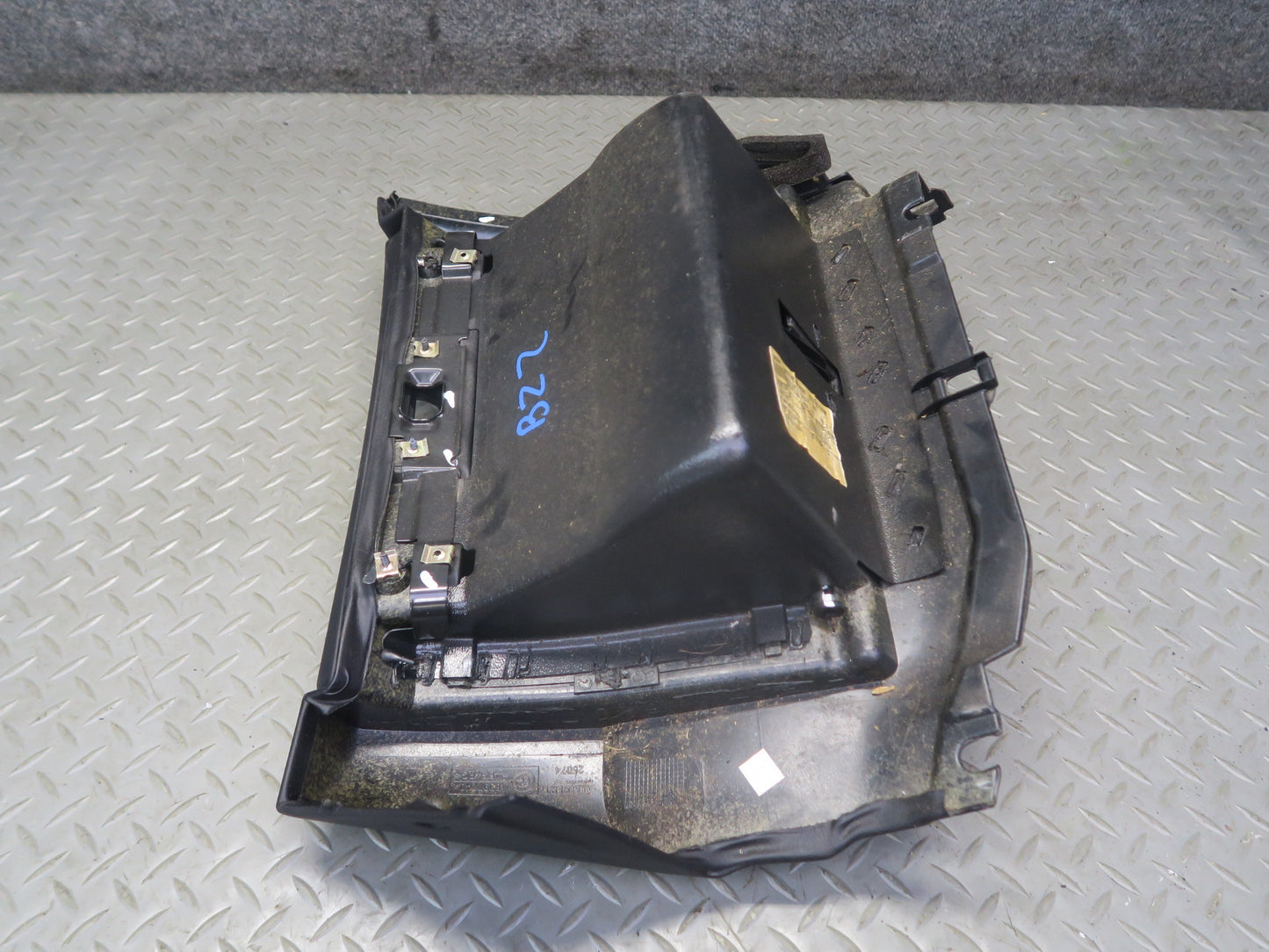 96-02 BMW E36/7 Z3 Dash Glove Box Compartment Storage 8399610 OEM