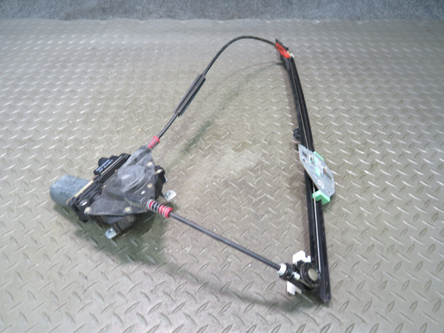 97-03 Volkswagen VW Eurovan T4 Front Right Door Window Regulator w Motor OEM