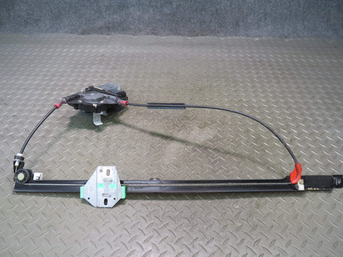97-03 Volkswagen VW Eurovan T4 Front Right Door Window Regulator w Motor OEM