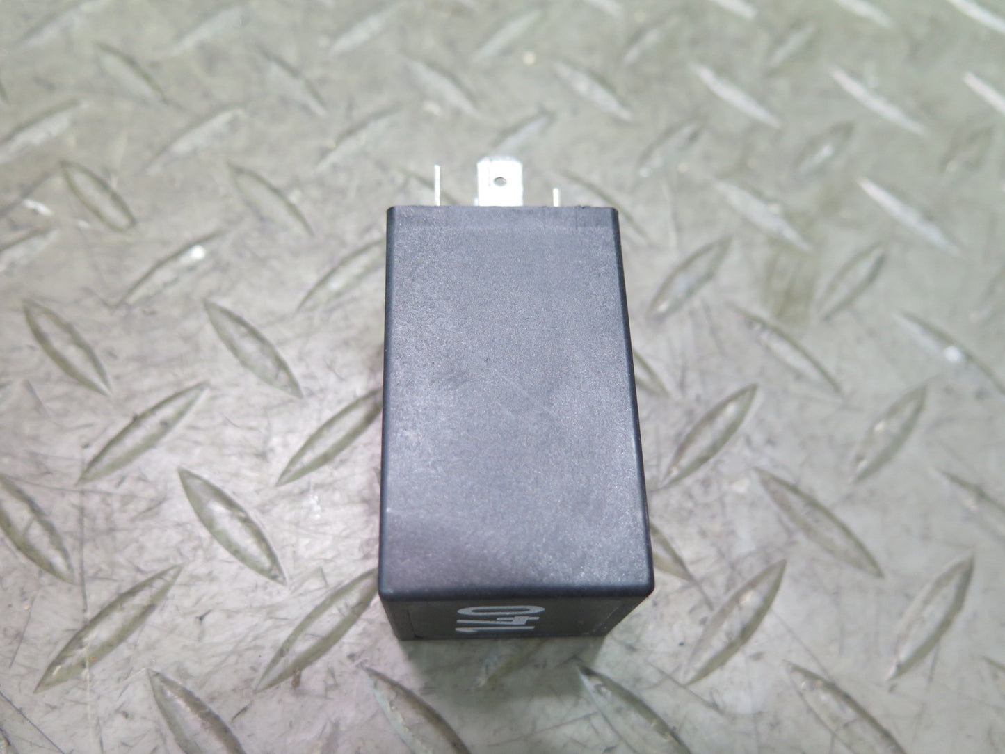 99-03 VW Eurovan T4 A/C Air Condition Fuse Relay 701959141B OEM