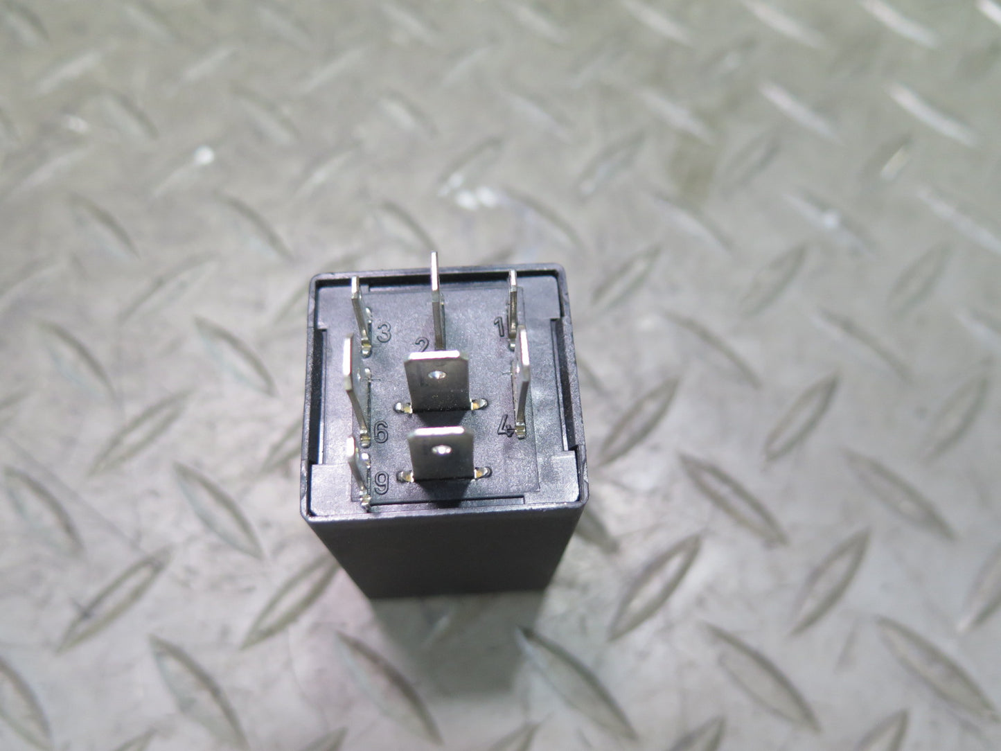 99-03 VW Eurovan T4 A/C Air Condition Fuse Relay 701959141B OEM