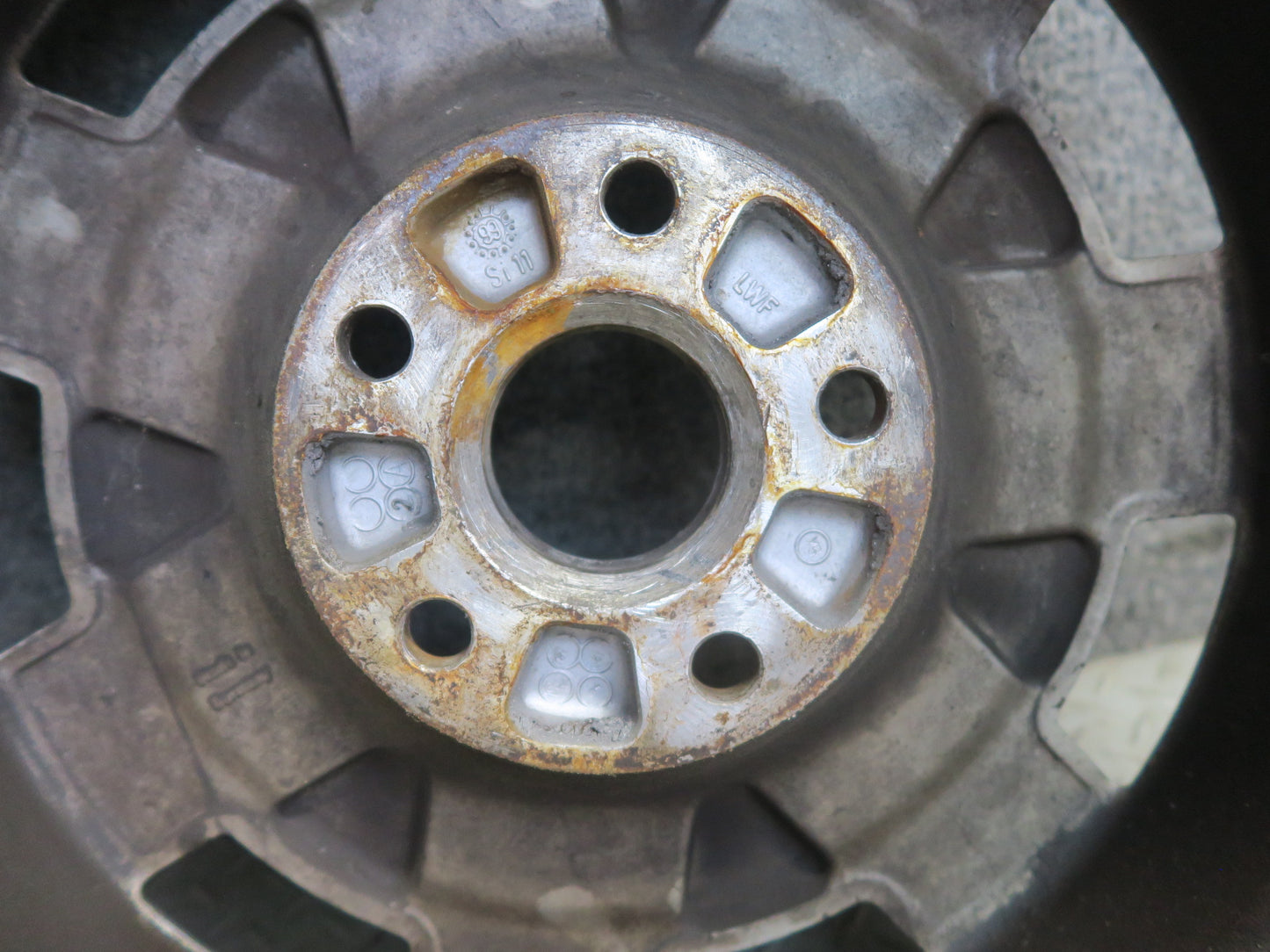 99-03 VW Eurovan T4 Factory R15" Alloy Wheel Rim 15x7J ET46 Silver 7D0601025 OEM