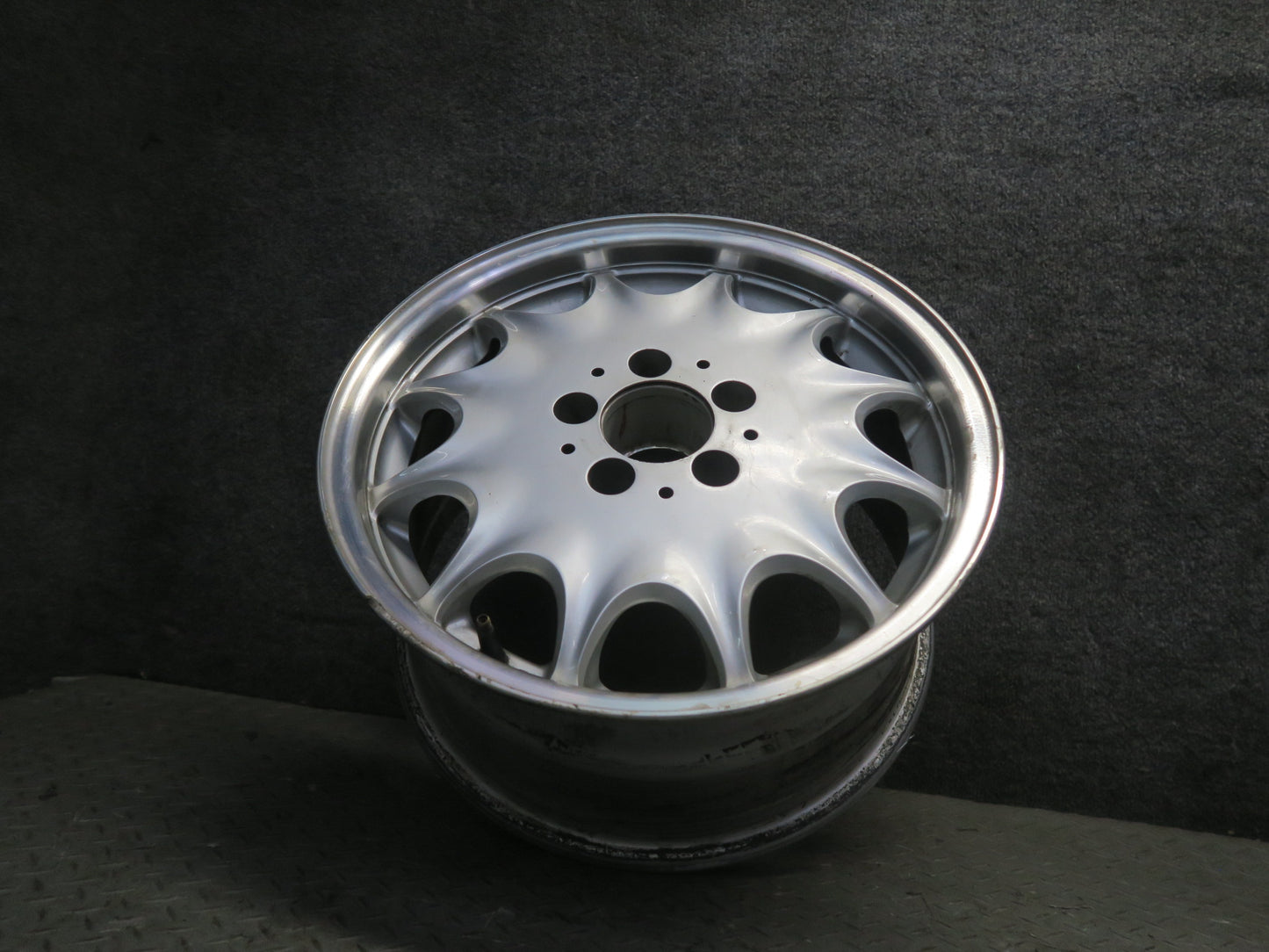 94-02 Mercedes R129 Sl-class Alloy R16" Wheel Rim 16x8 ET34 1294010702 OEM