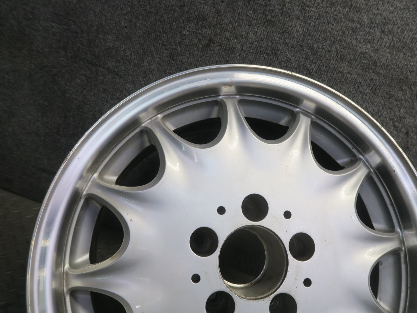 94-02 Mercedes R129 Sl-class Alloy R16" Wheel Rim 16x8 ET34 1294010702 OEM