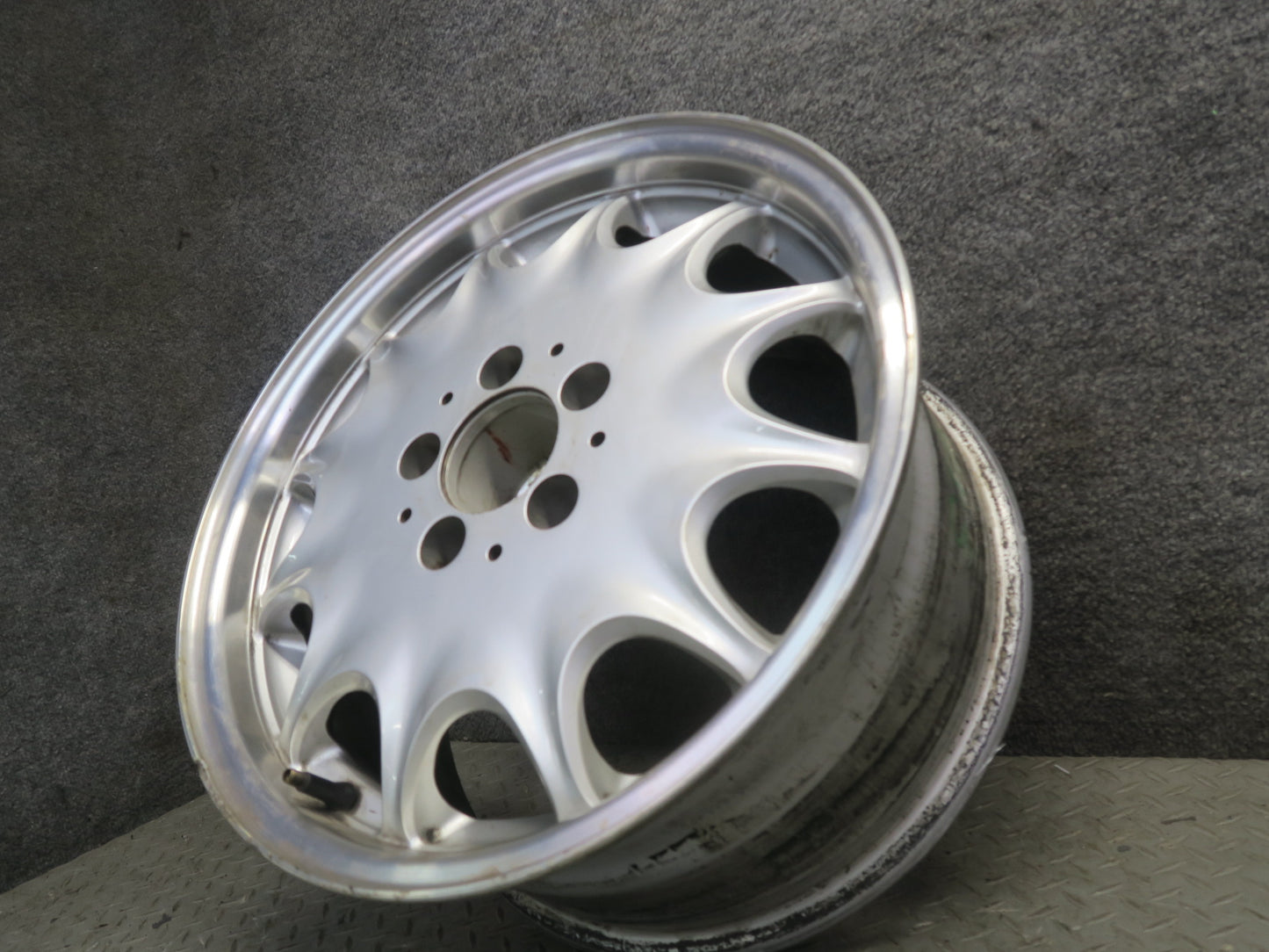 94-02 Mercedes R129 Sl-class Alloy R16" Wheel Rim 16x8 ET34 1294010702 OEM