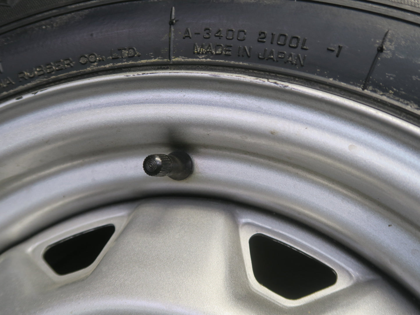 84-88 Toyota Cressida MX73 Spare Tire R15 15" Wheel 15x6J ET24 205/60 OEM