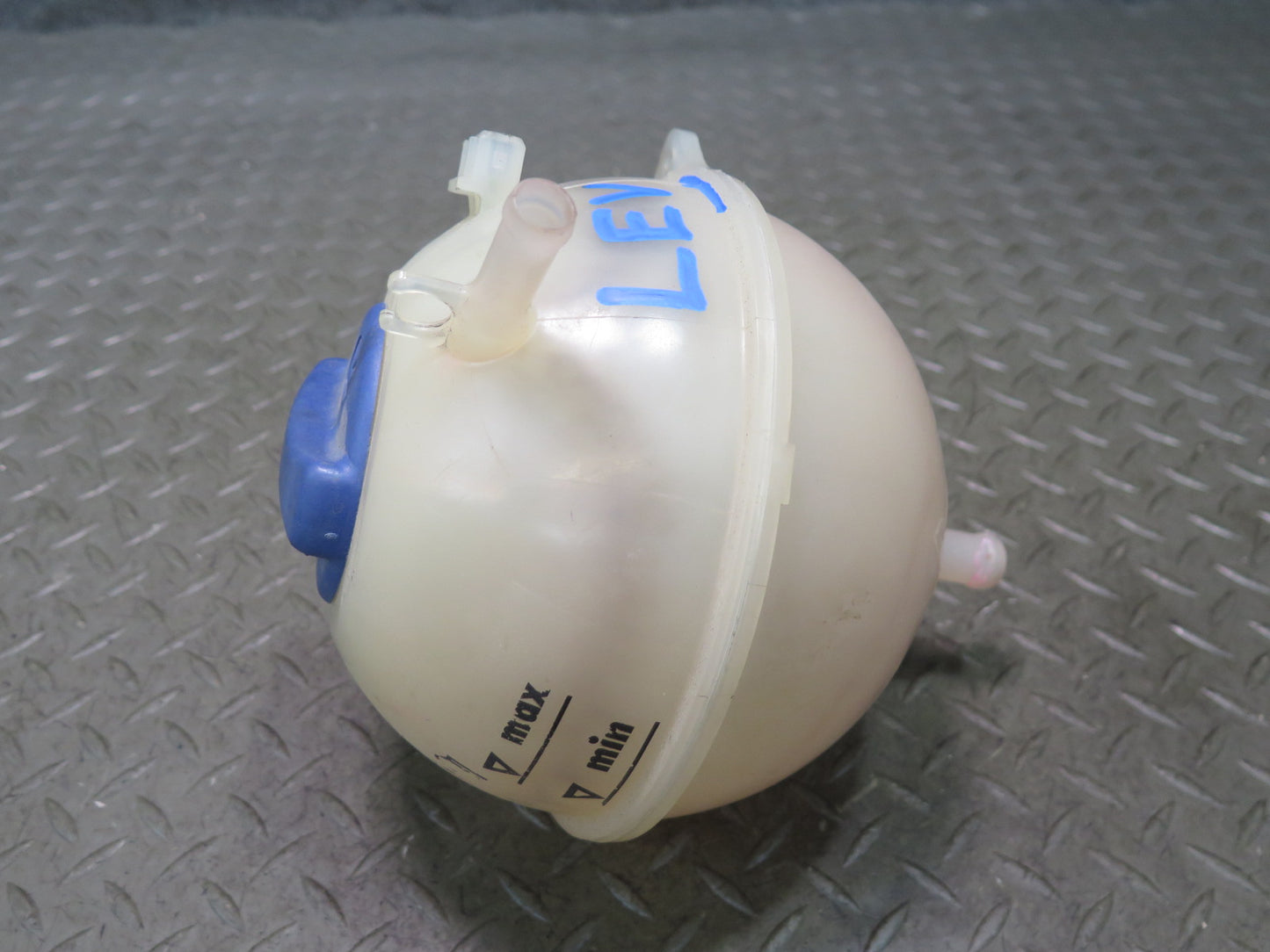 99-00 VW Eurovan T4 2.8L Engine Coolant Expansion Overflow Reservoir Tank OEM