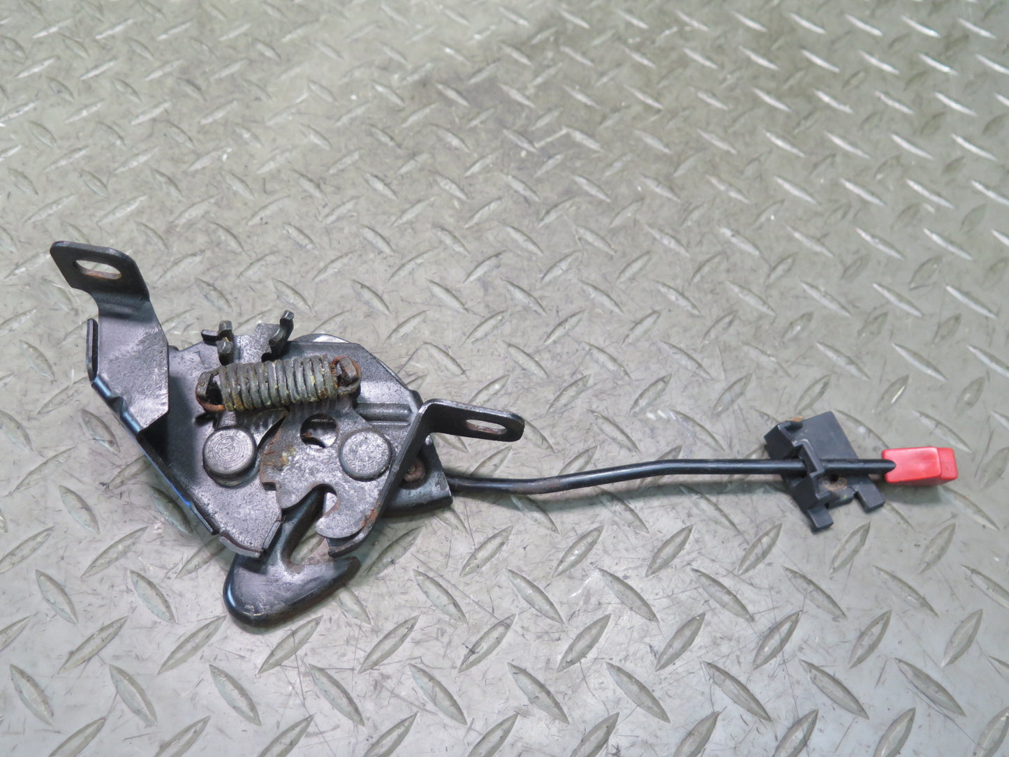 99-03 Volkswagen VW Eurovan T4 Front Hood Lock Latch OEM