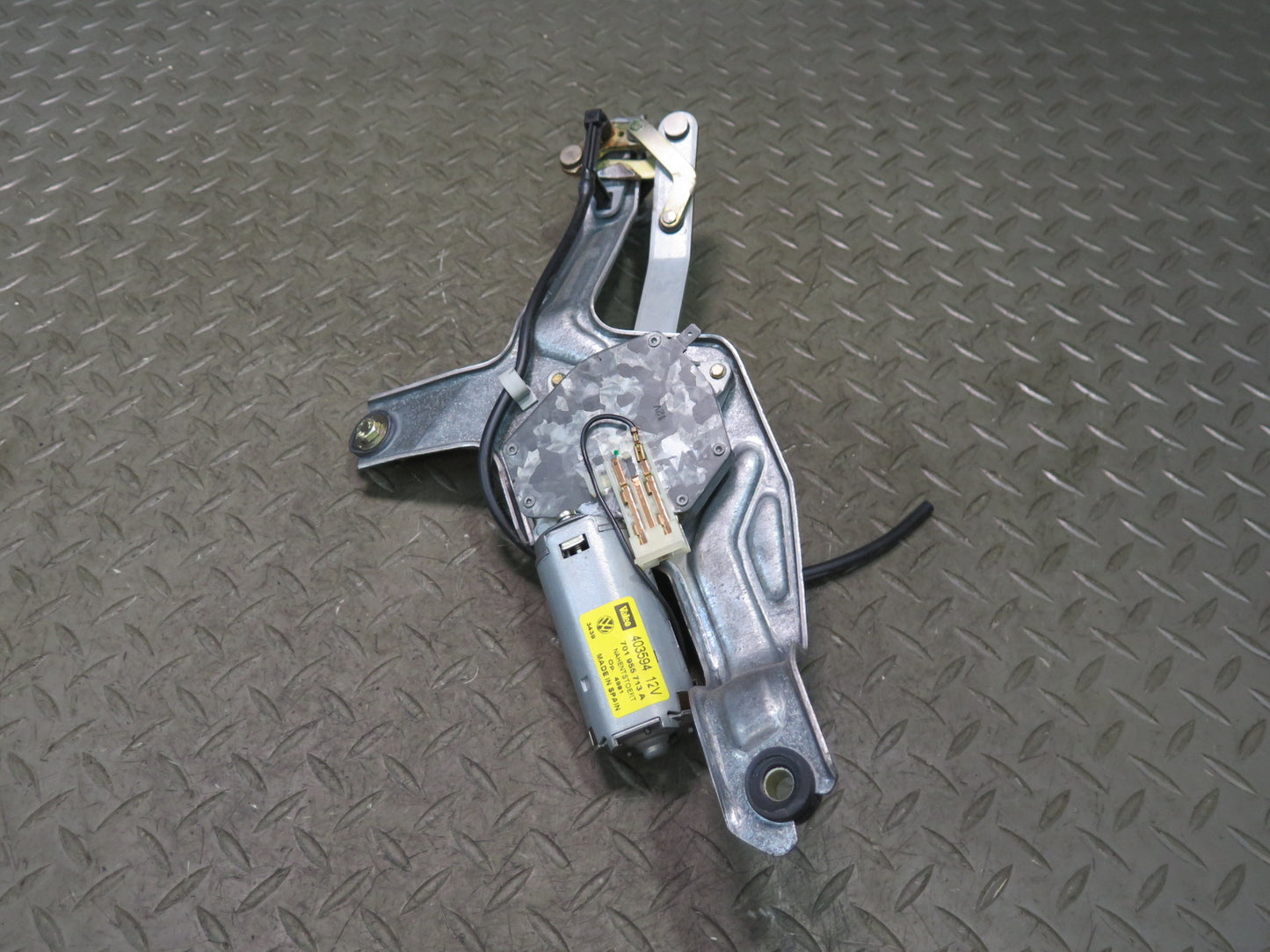 99-03 VW Eurovan T4 Rear Trunk Hatch Wiper Motor 701955713A OEM