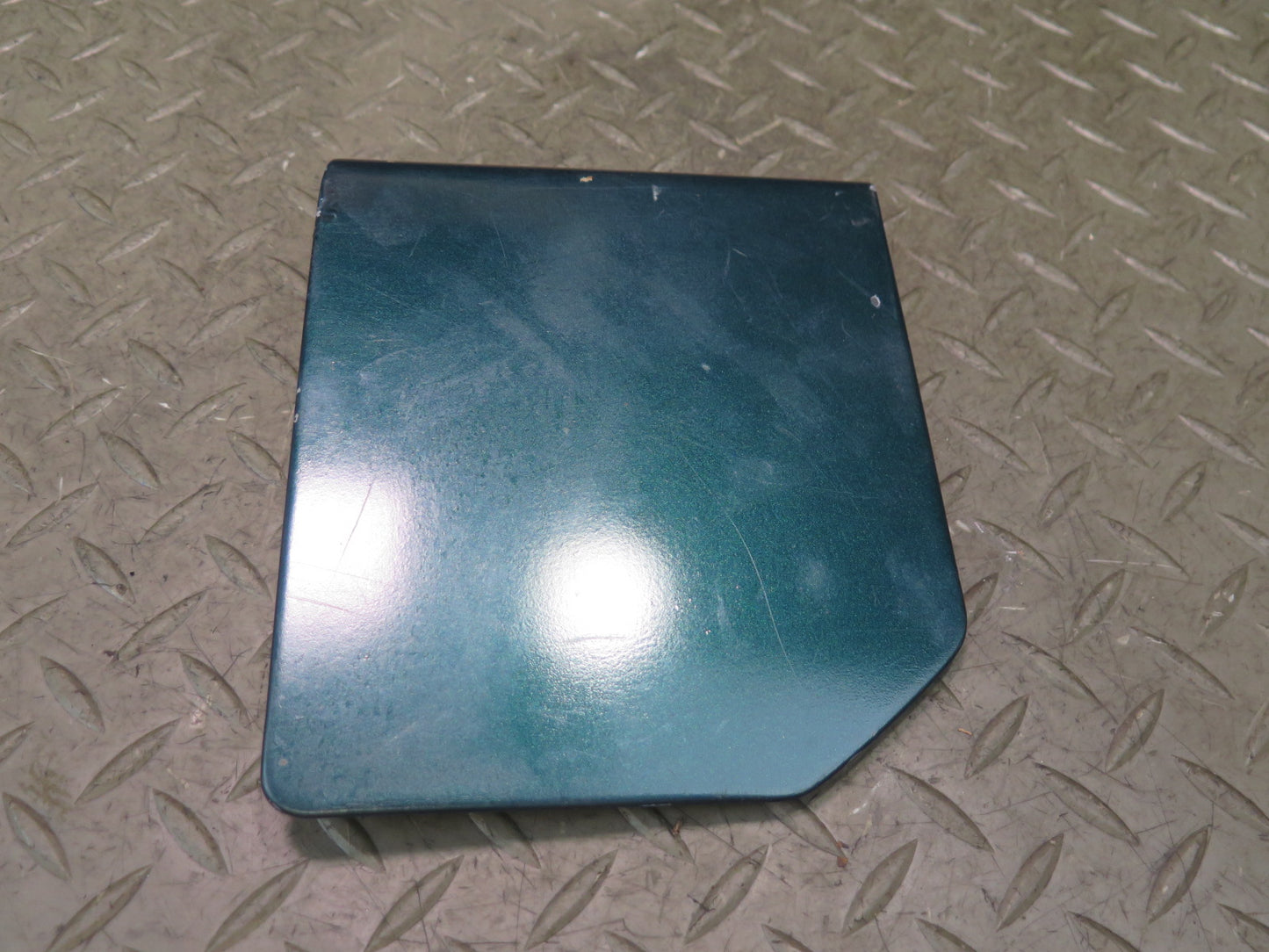97-03 Volkswagen VW Eurovan T4 Fuel Tank Filler Door Lid Cover Emerald Green OEM