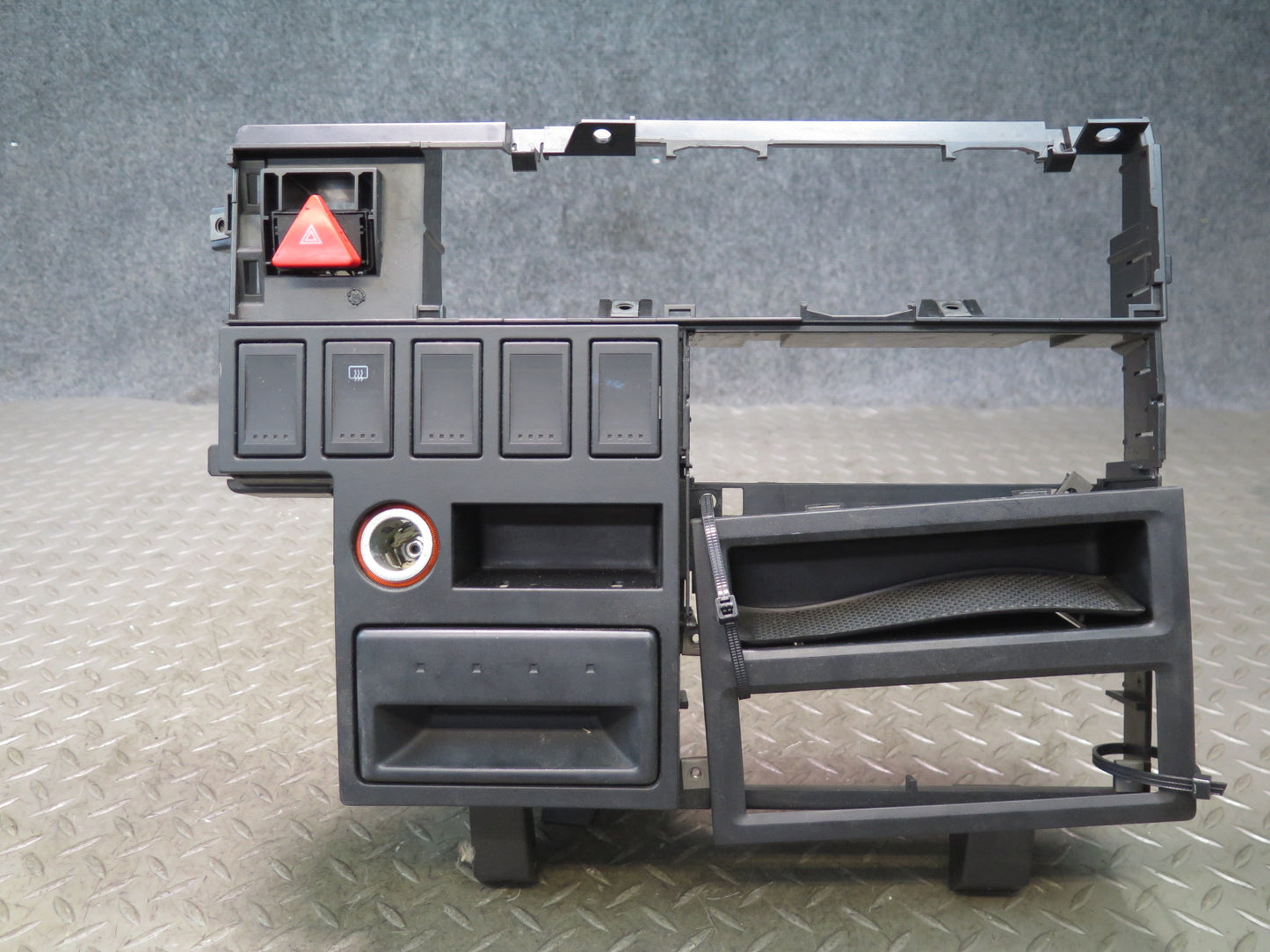 99-03 VW Eurovan T4 Dash Center Radio Climate Trim Bezel Cover Panel OEM