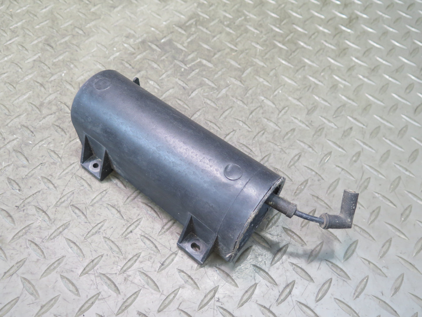 97-04 Chevrolet Corvette C5 Climate Vaccum Air Reservoir Tank OEM