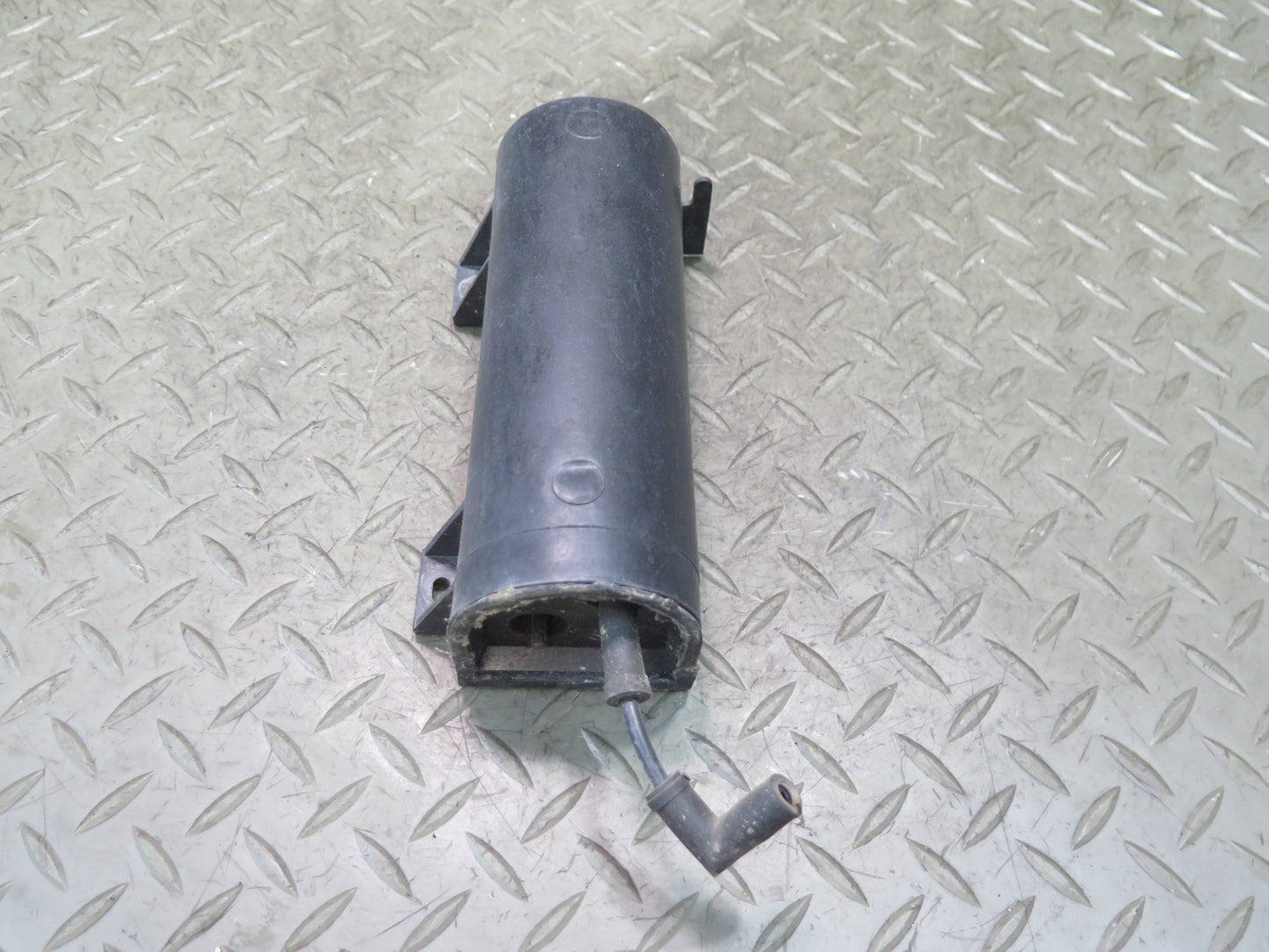 97-04 Chevrolet Corvette C5 Climate Vaccum Air Reservoir Tank OEM
