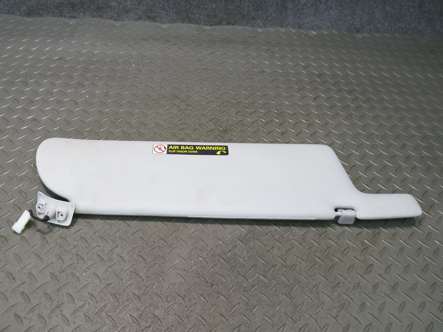 99-03 VW Eurovan T4 Set of 2 Front Left & Right Sun Visor Gray OEM