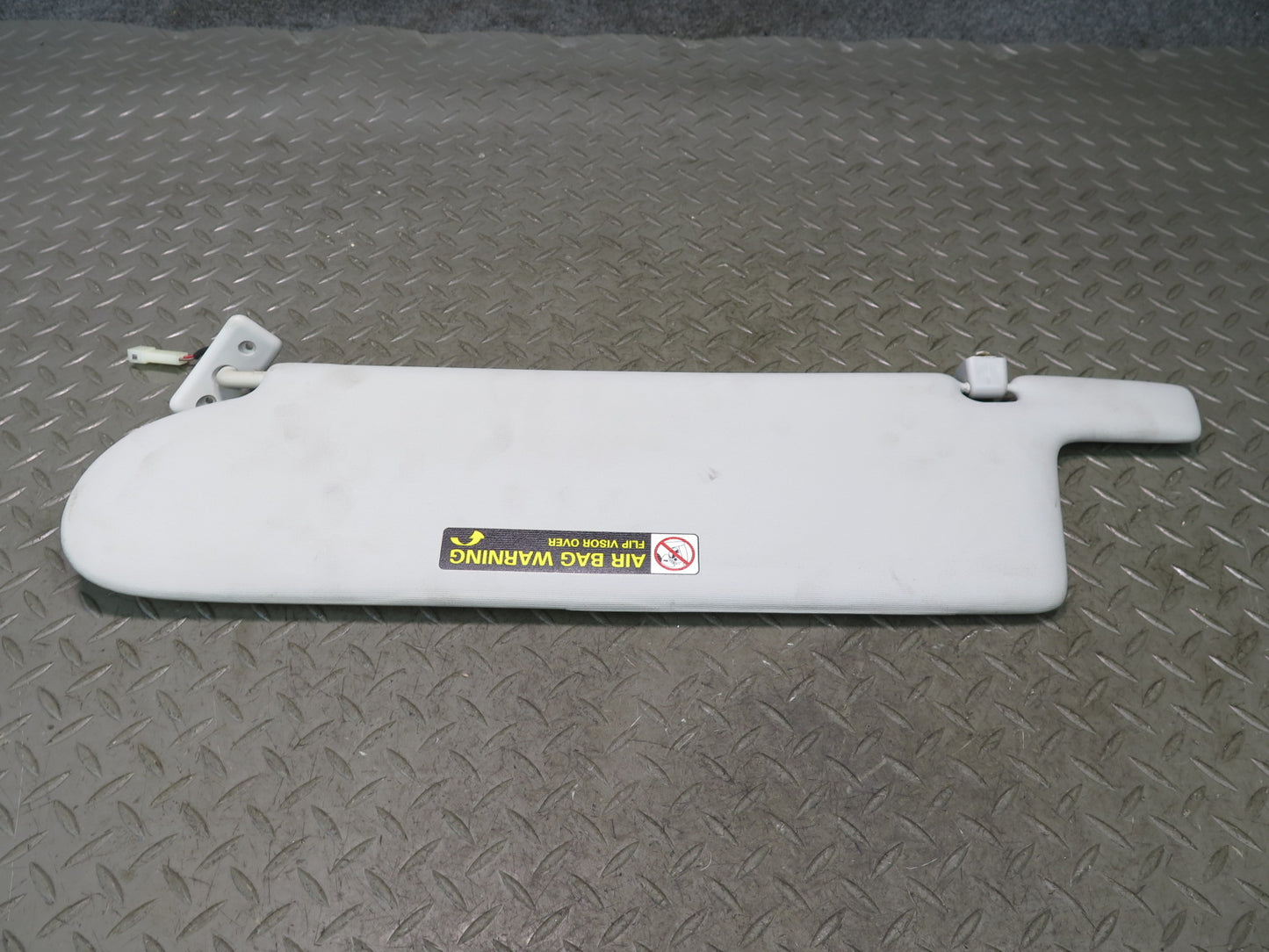 99-03 VW Eurovan T4 Set of 2 Front Left & Right Sun Visor Gray OEM