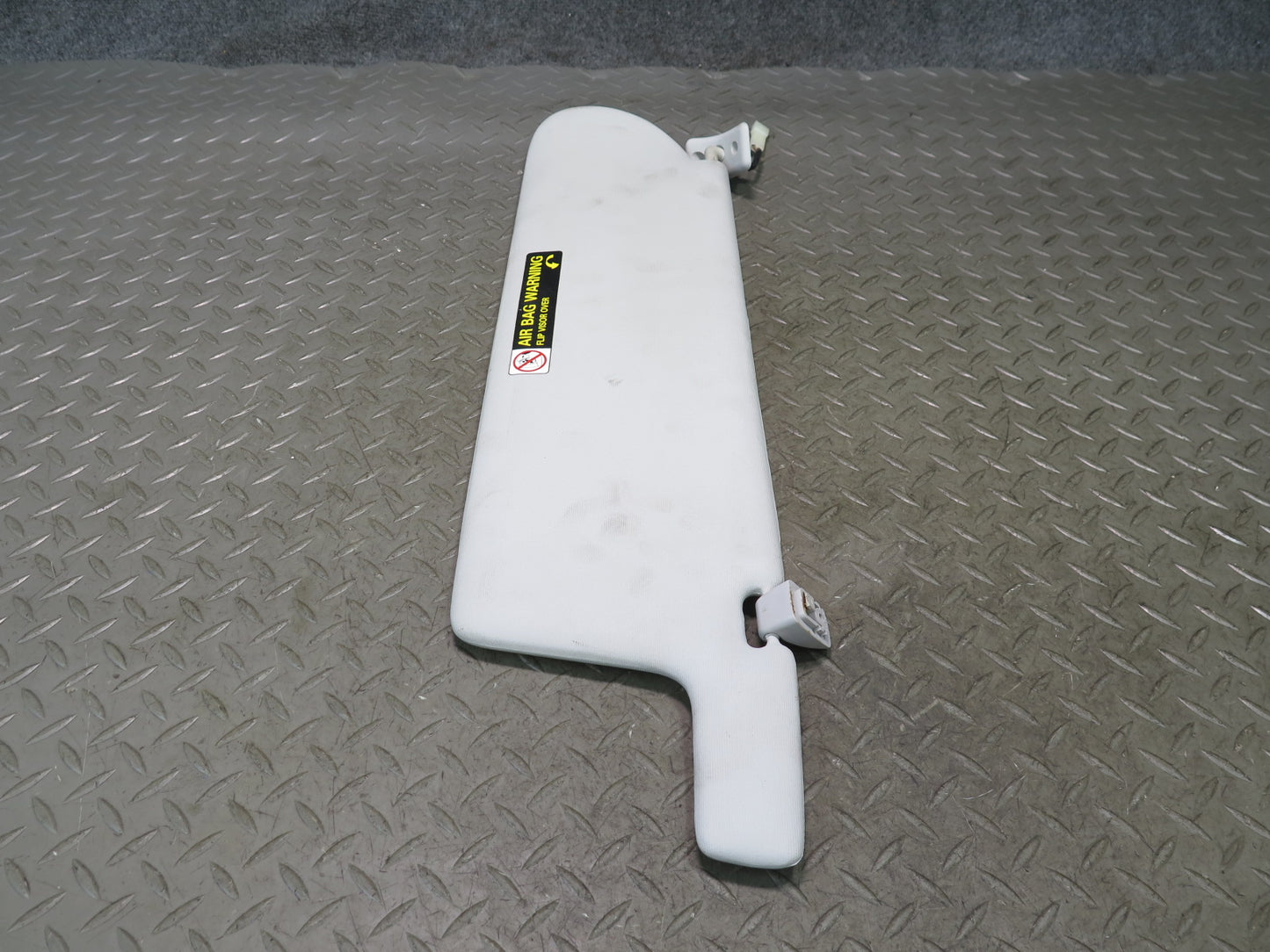 99-03 VW Eurovan T4 Set of 2 Front Left & Right Sun Visor Gray OEM
