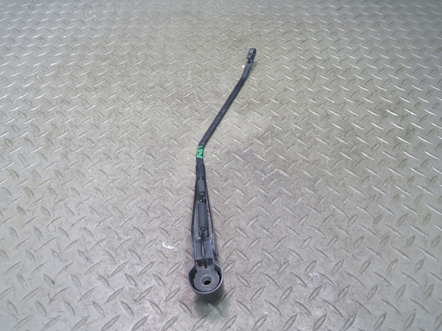 99-03 Volkswagen VW Eurovan T4 Rear Tailgate Wiper Arm 701955707 OEM