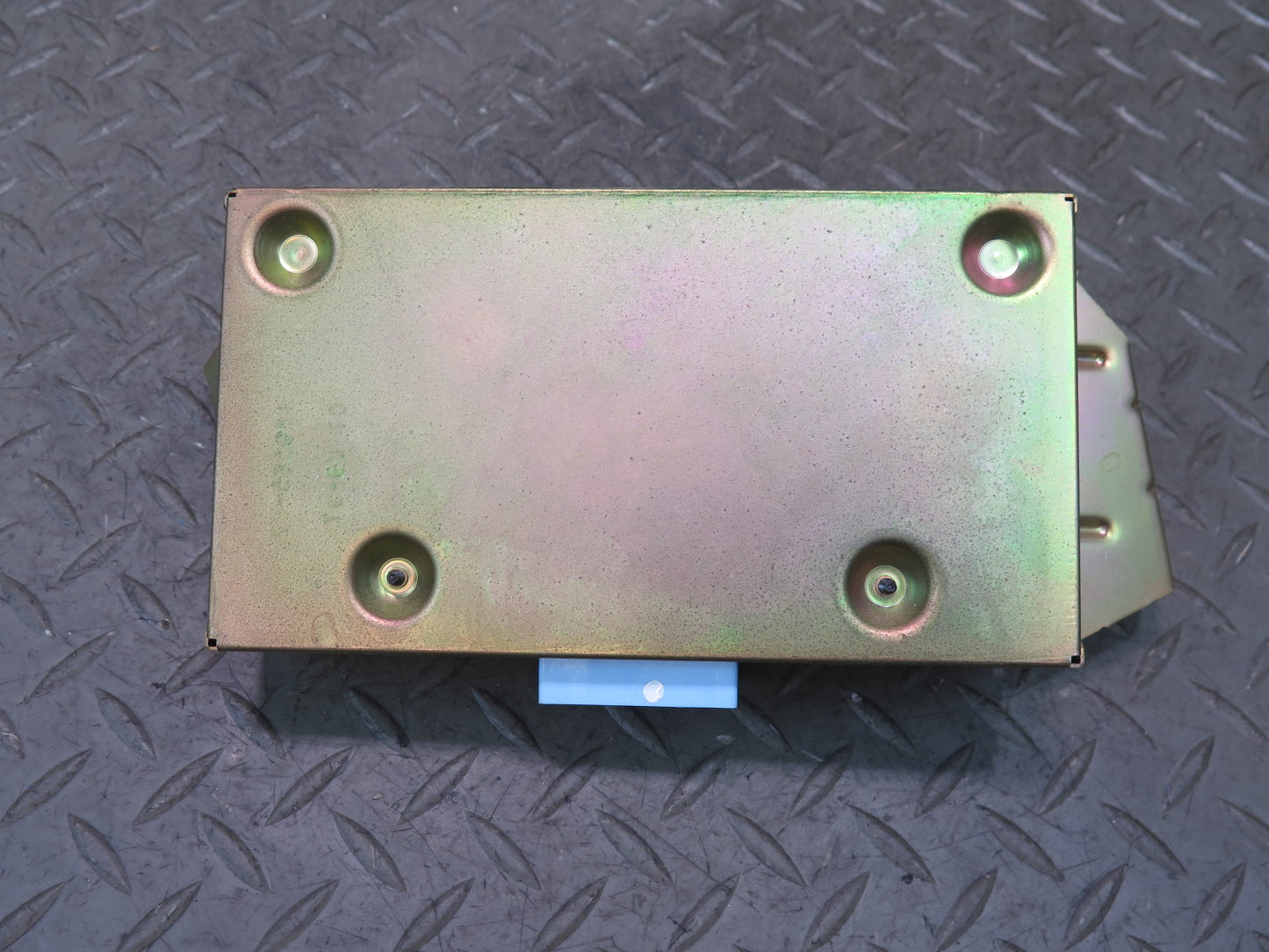 97-04 Chevrolet Corvette C5 Convertible Bose Audio System Amplifier AMP 10283023