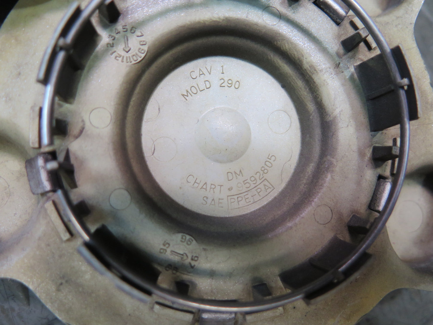 97-04 Chevrolet Corvette C5 Set of 4 Wheel Hub Center Cap Cover OEM