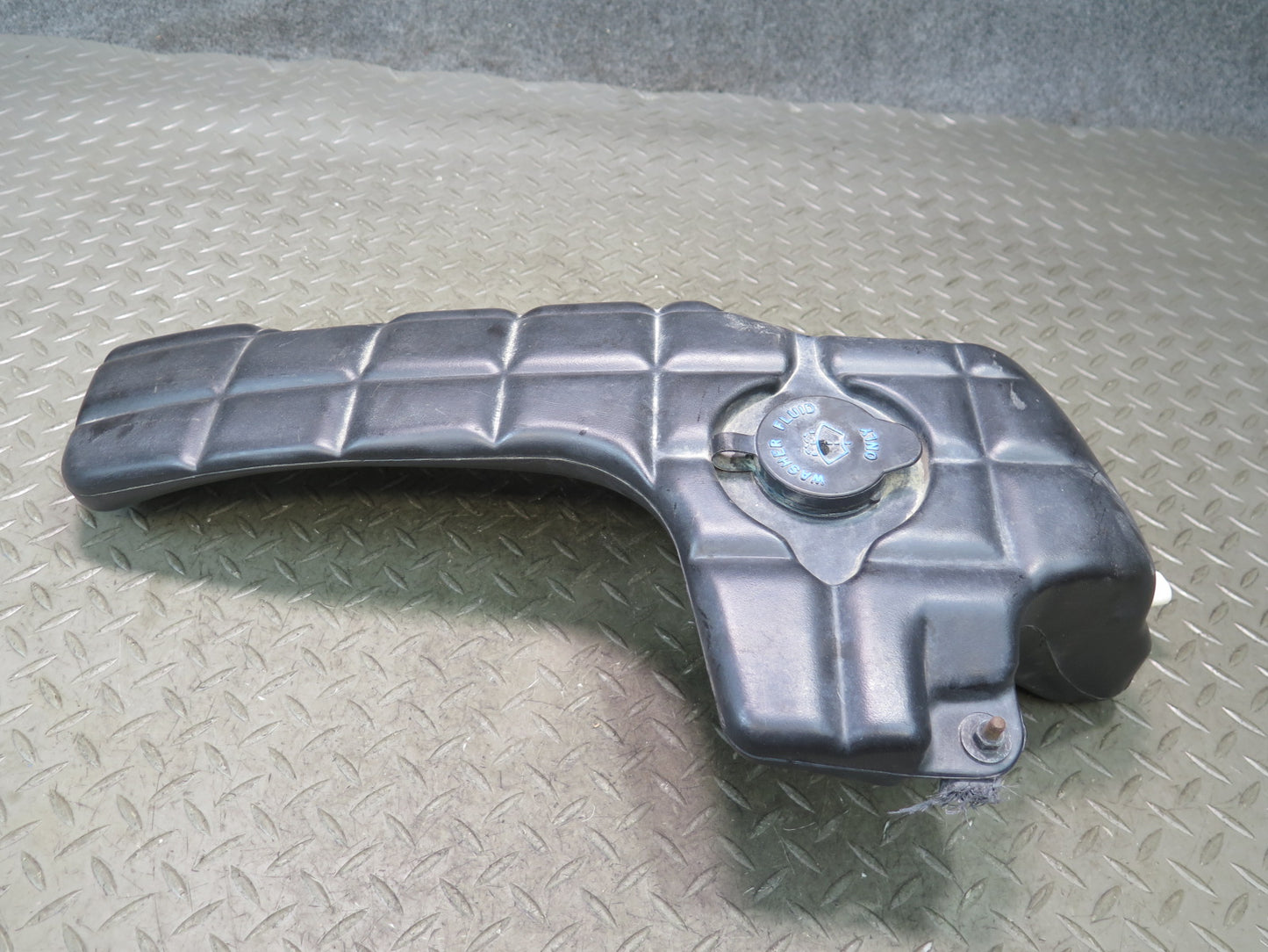97-04 Chevrolet Corvette C5 Windshield Washer Fluid Reservoir Tank 22154852 OEM