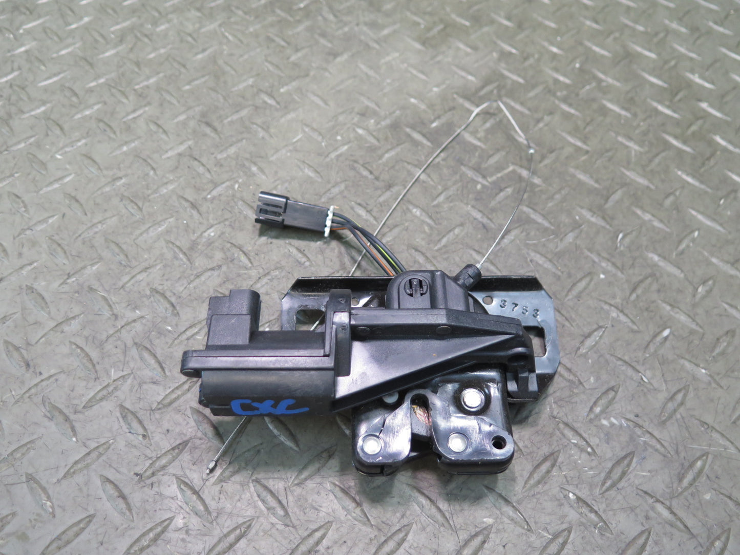 97-04 Chevrolet Corvette C5 Rear Right Trunk Lock Latch Actuator OEM