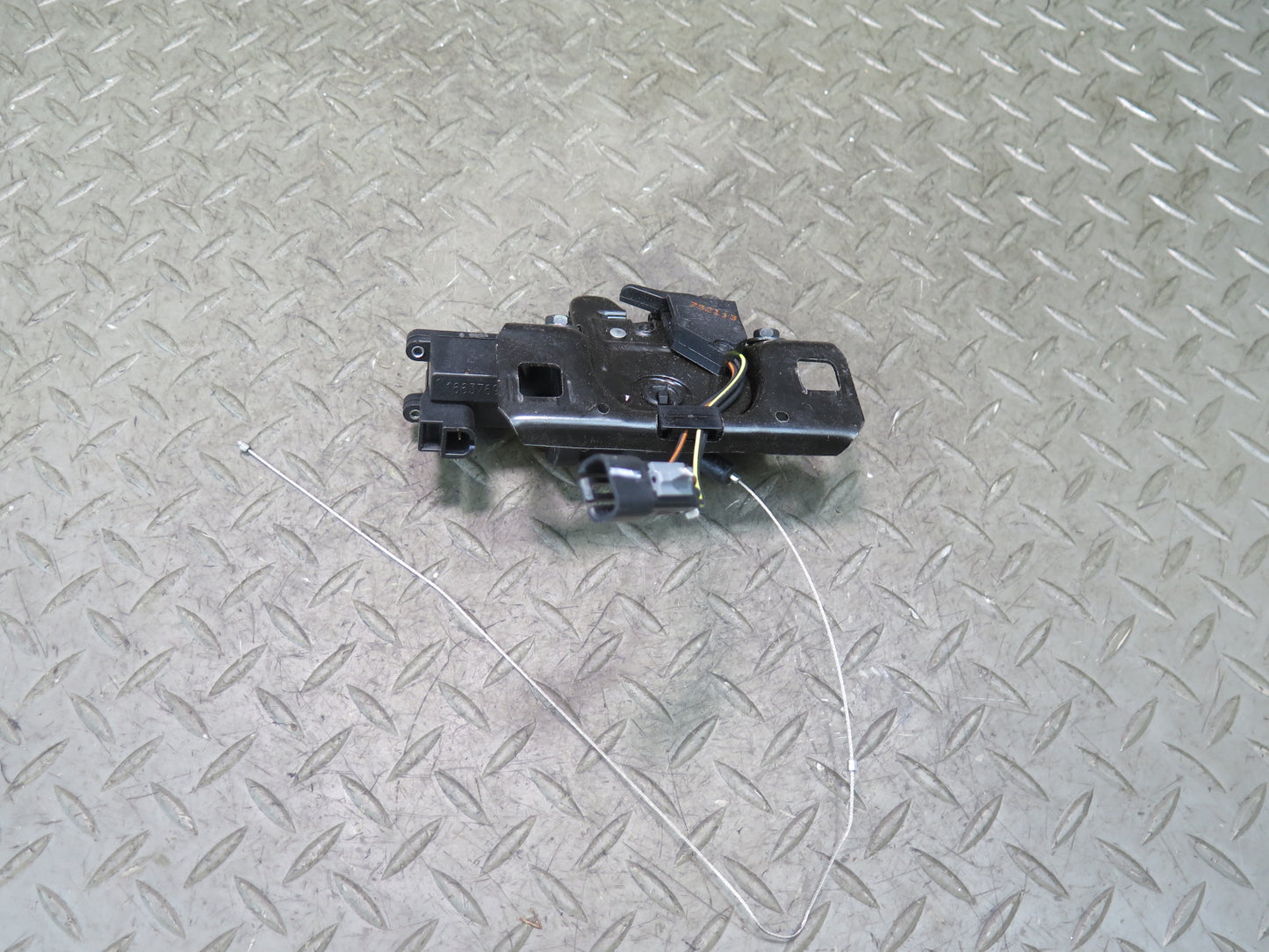 97-04 Chevrolet Corvette C5 Rear Right Trunk Lock Latch Actuator OEM