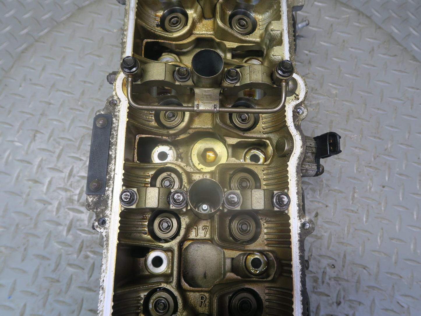 01-06 Lexus LS430 3UZFE 4.3L Engine Motor Right Cylinder Head OEM