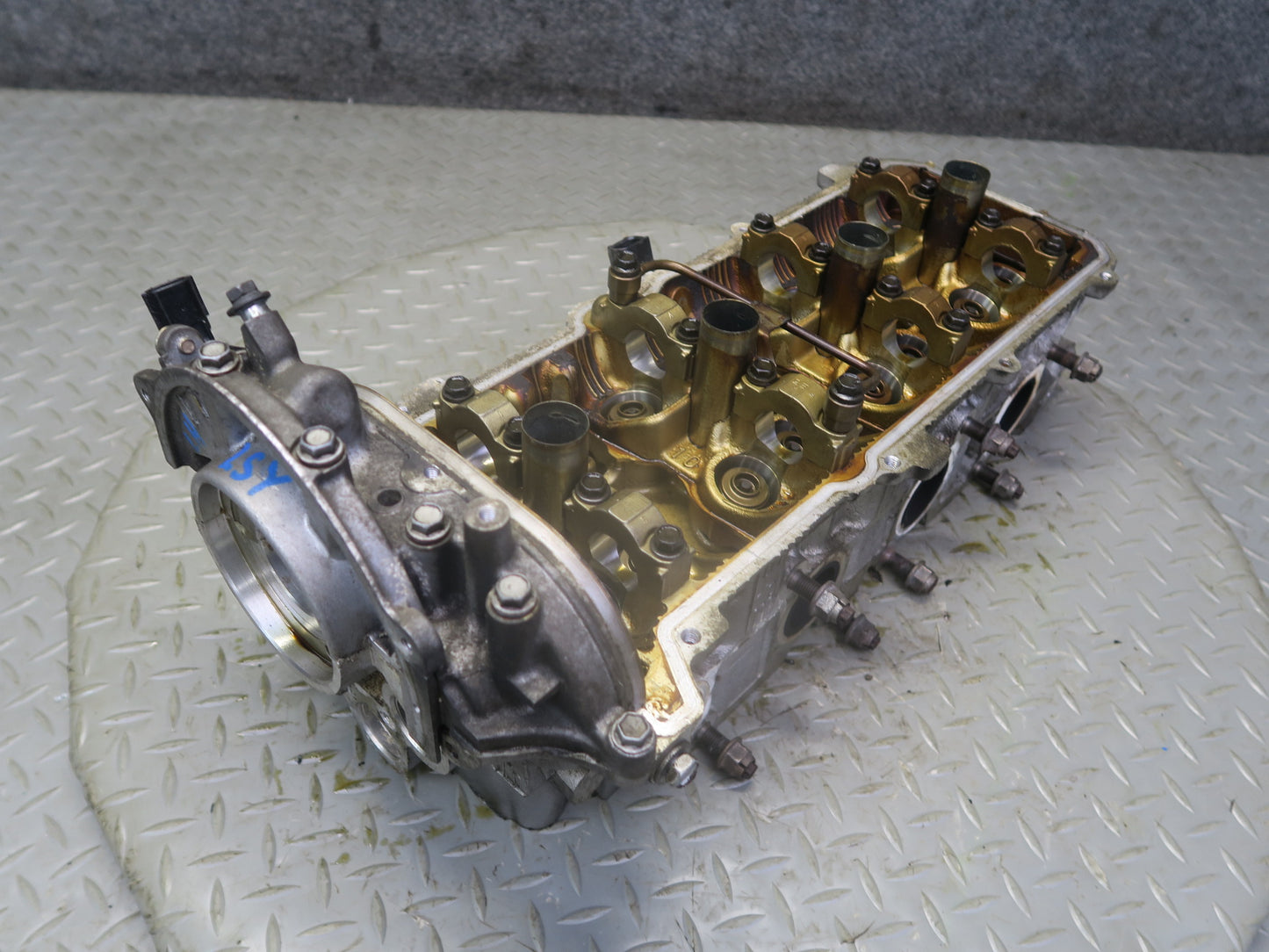 01-06 Lexus LS430 3UZFE 4.3L Engine Motor Left Cylinder Head OEM