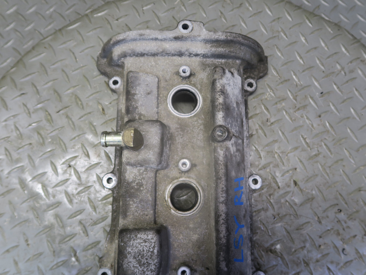 01-06 Lexus LS430 3UZFE Right Engine Motor Cylinder Head Valve Cover OEM