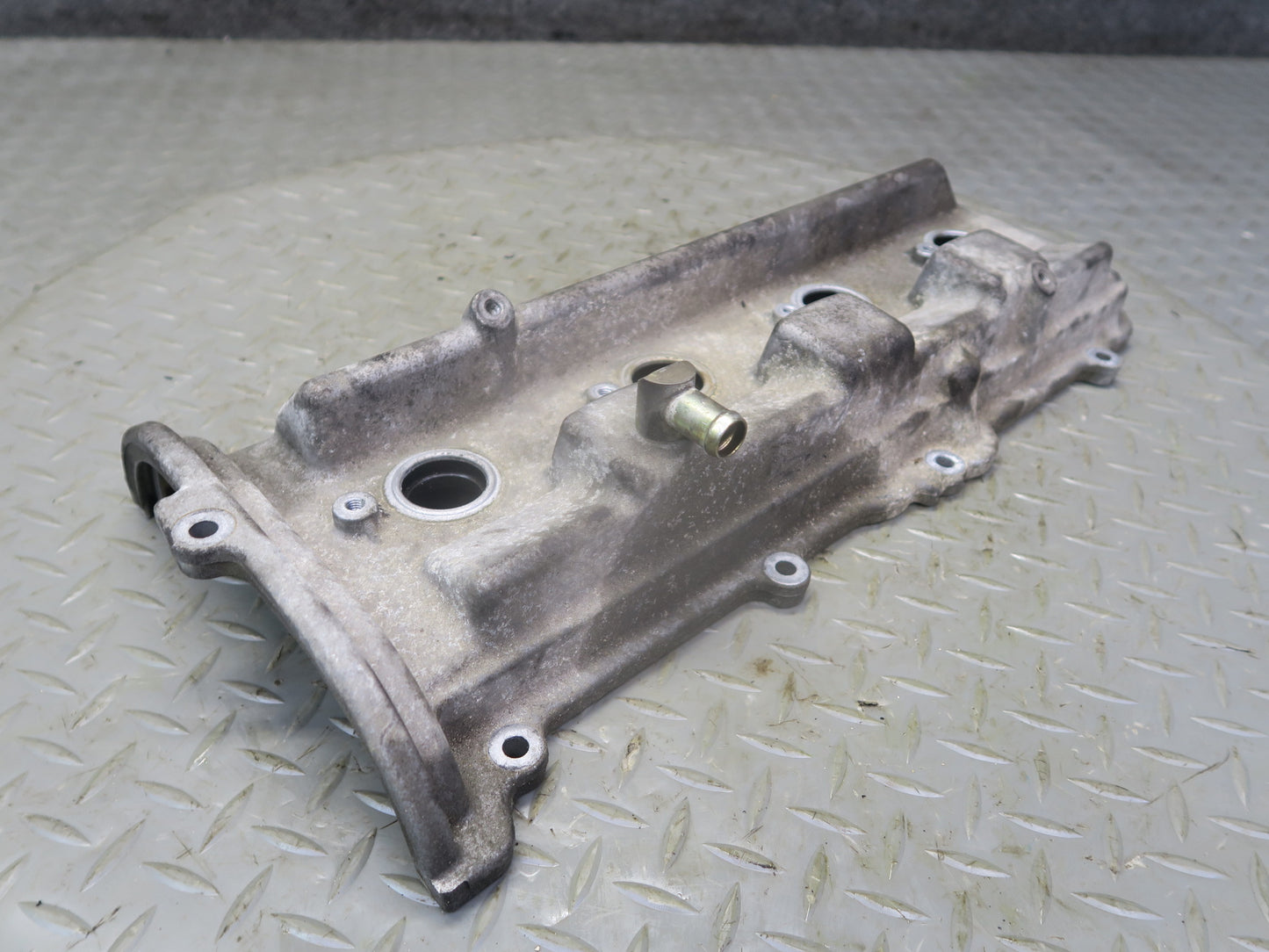 01-06 Lexus LS430 3UZFE Right Engine Motor Cylinder Head Valve Cover OEM