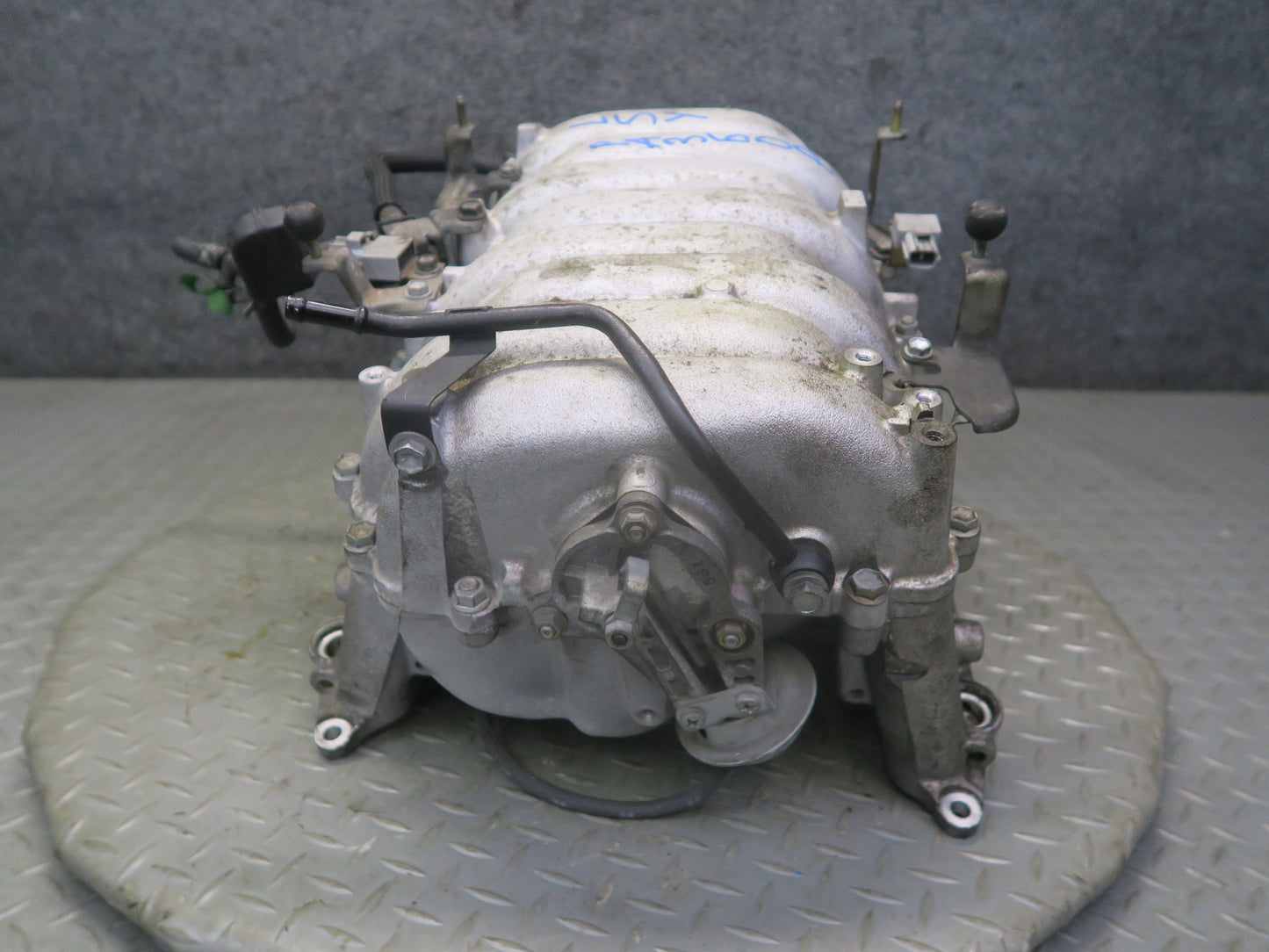 04-06 Lexus LS430 UCF30L 3UZFE Intake Manifold OEM