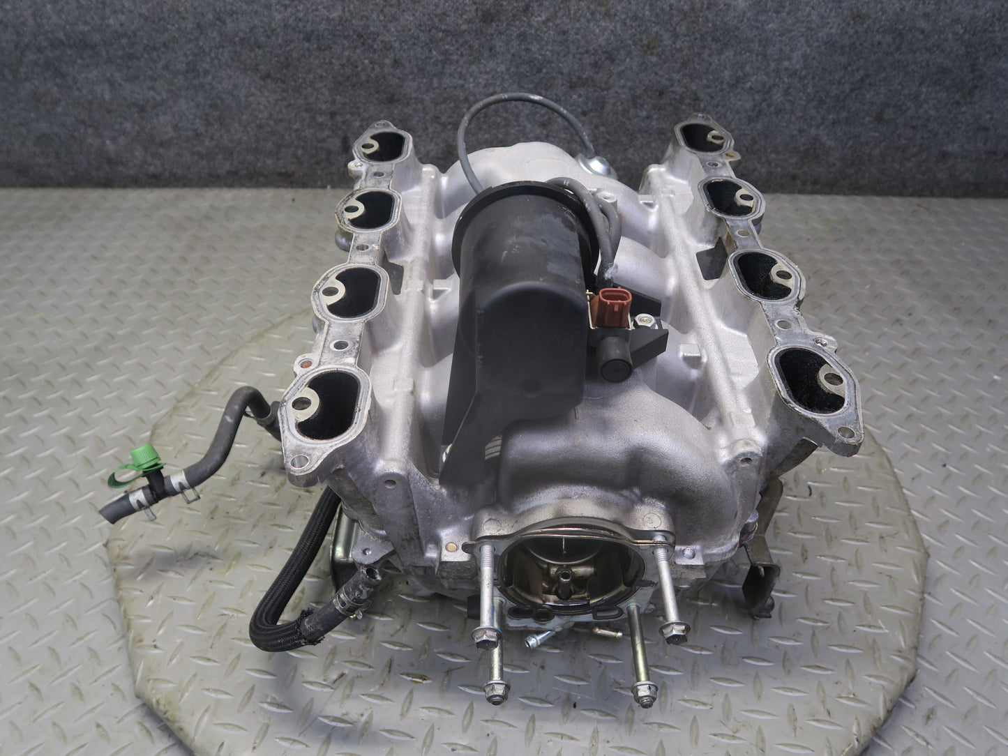 04-06 Lexus LS430 UCF30L 3UZFE Intake Manifold OEM