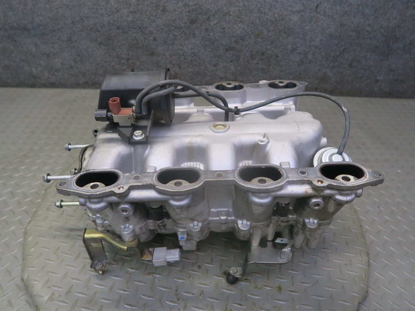 04-06 Lexus LS430 UCF30L 3UZFE Intake Manifold OEM