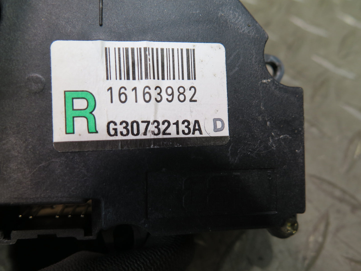 97-04 Chevrolet Corvette C5 Set of 2 A/C Heater Flap Door Actuator Motor OEM