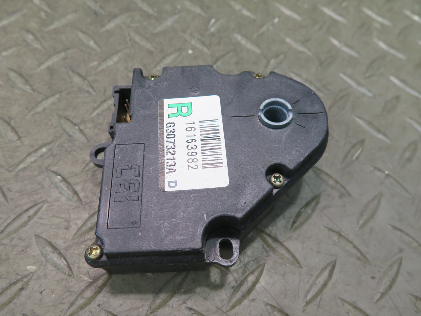 97-04 Chevrolet Corvette C5 Set of 2 A/C Heater Flap Door Actuator Motor OEM