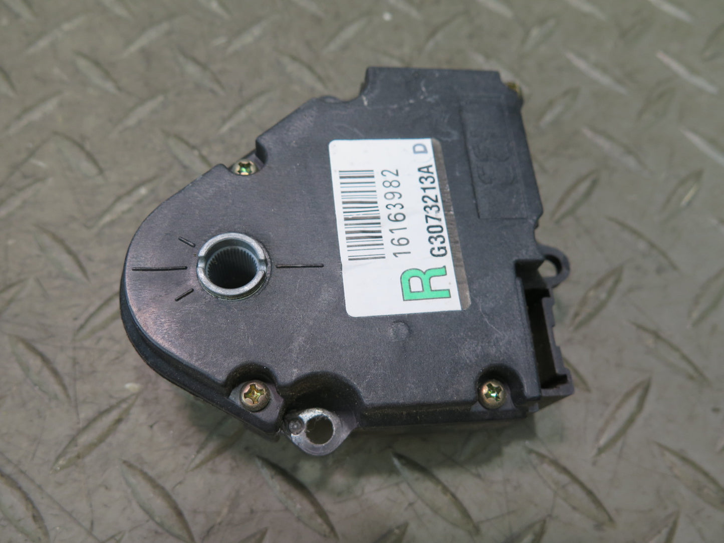 97-04 Chevrolet Corvette C5 Set of 2 A/C Heater Flap Door Actuator Motor OEM