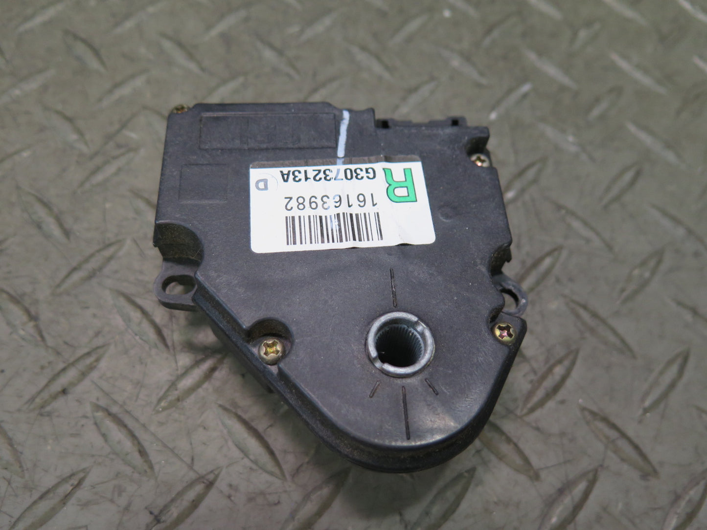 97-04 Chevrolet Corvette C5 Set of 2 A/C Heater Flap Door Actuator Motor OEM