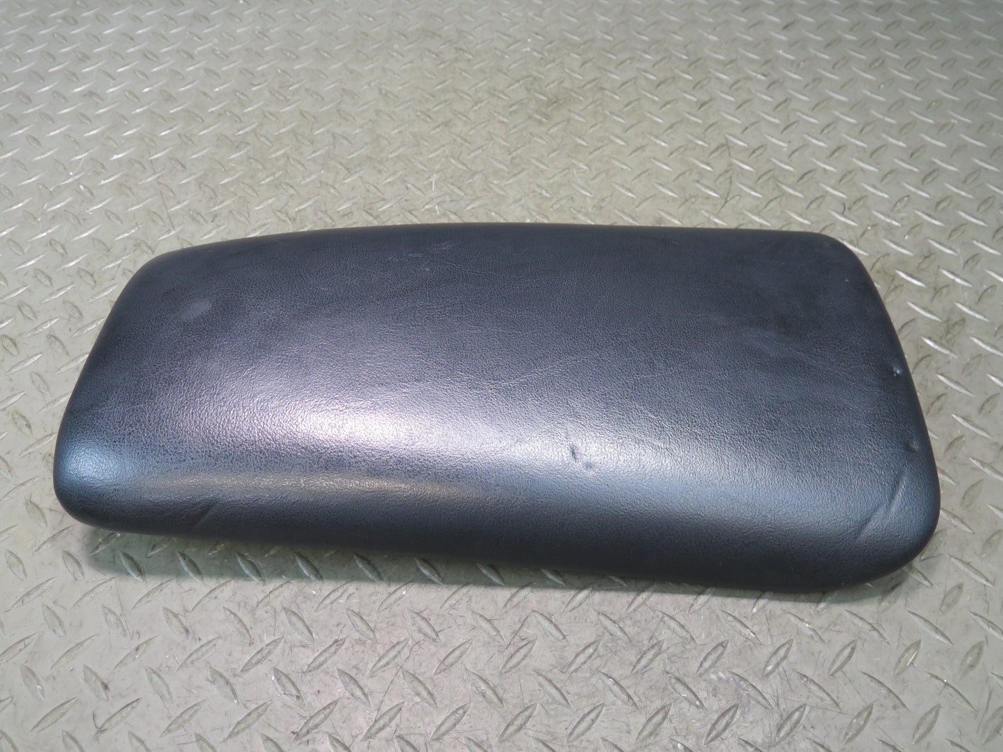 97-04 Chevrolet Corvette C5 Center Console Leather Armrest Lid Black OEM